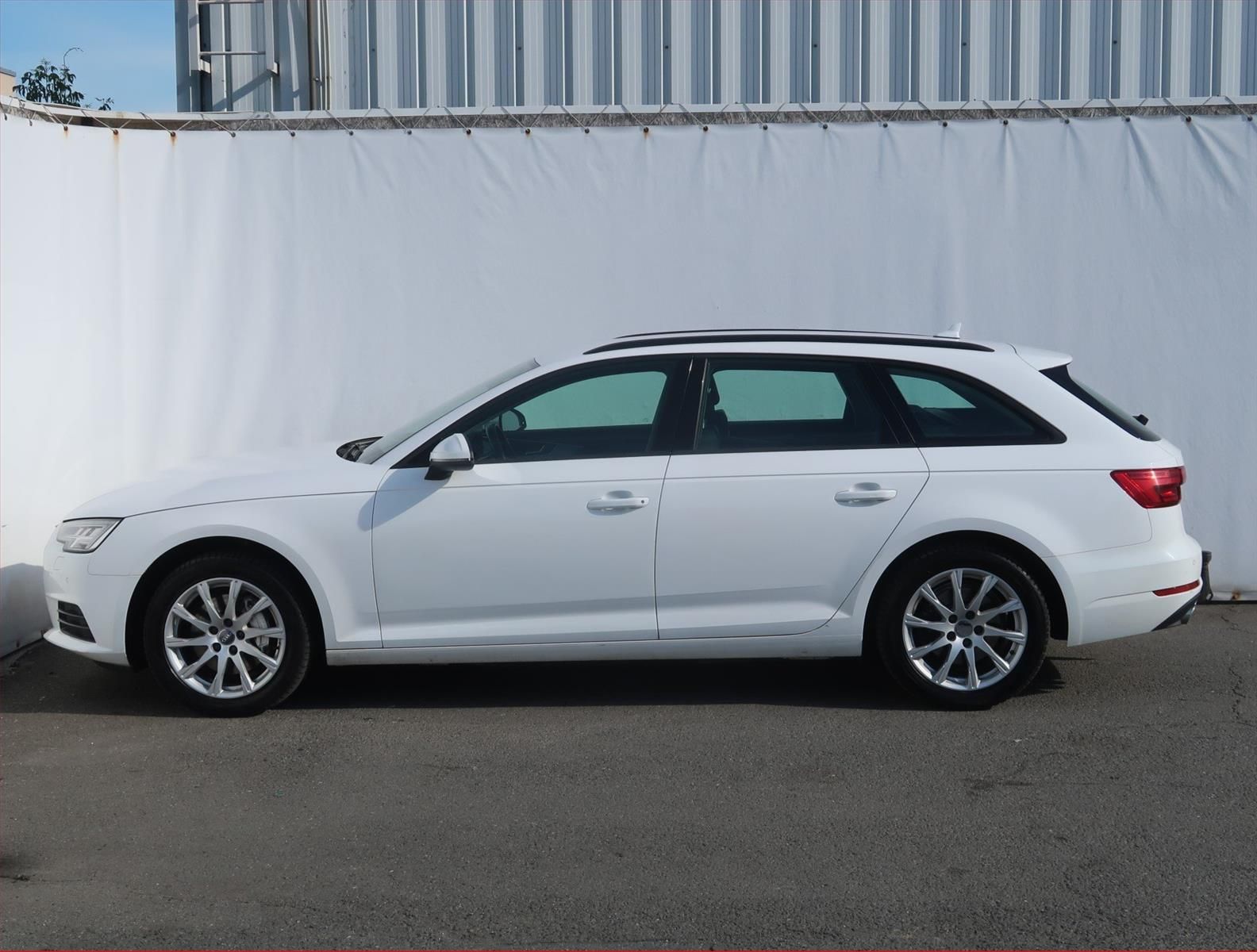 Audi A4, 2.0 TDI, 4X4, Automat - fotka 3