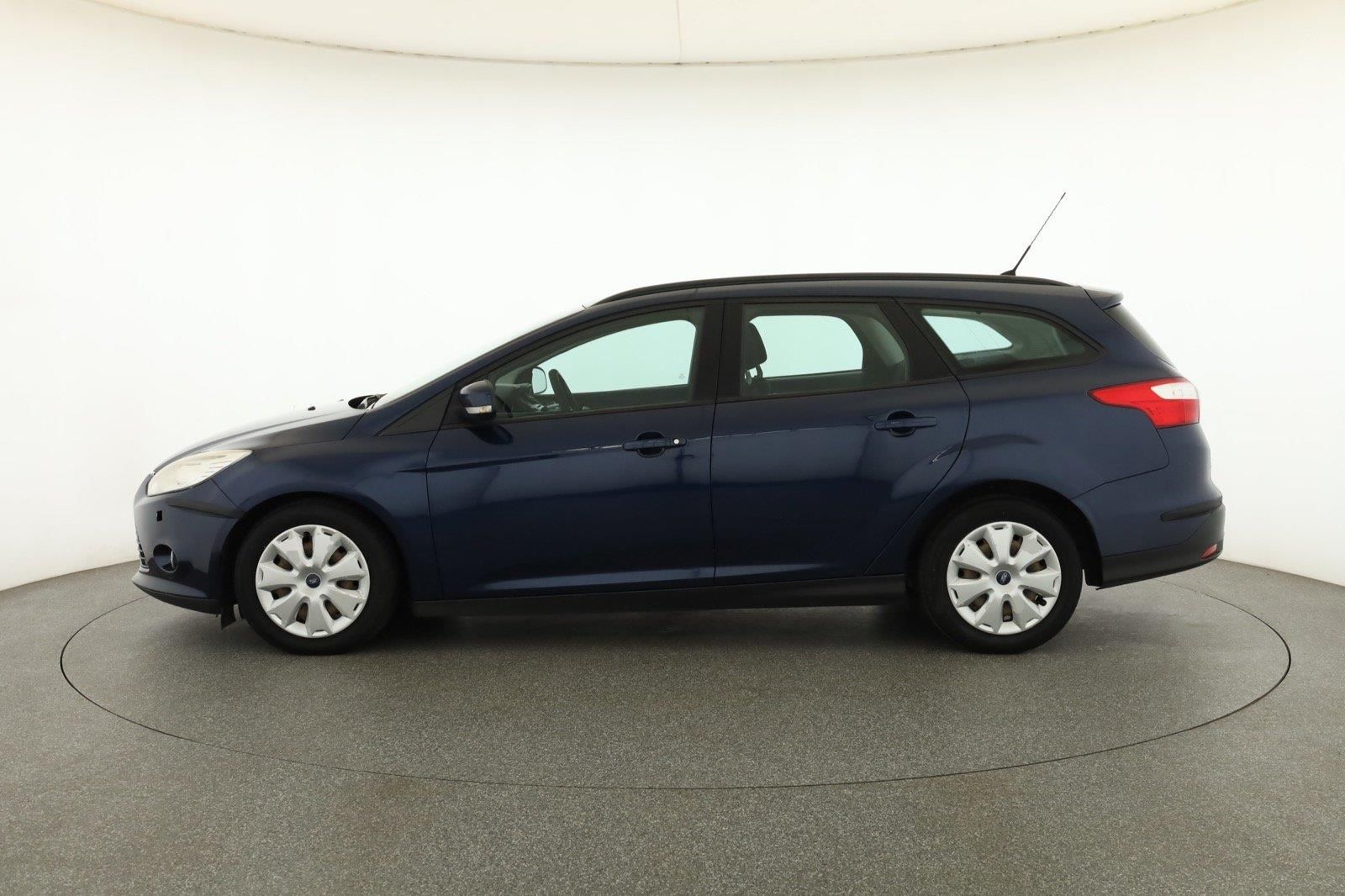 Ford Focus, 1.6 TDCi, Navi, Xenony, Klima - fotka 3