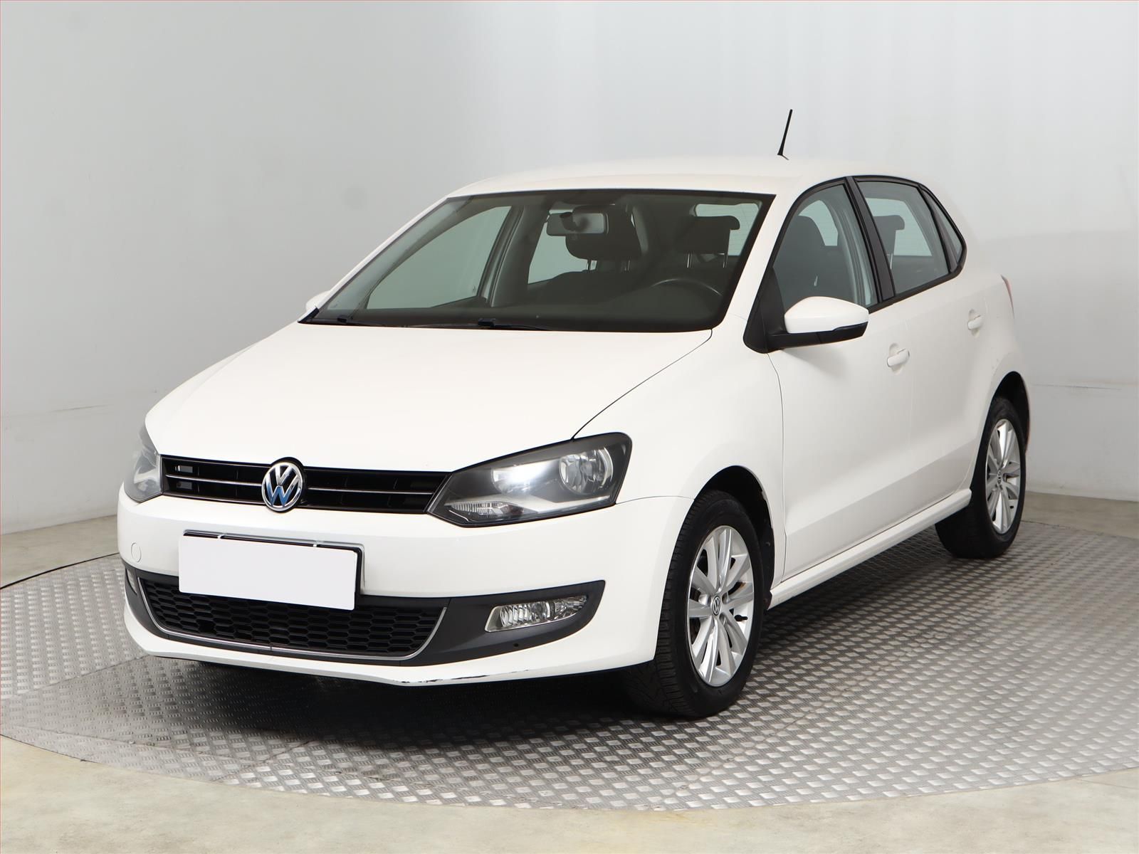 Volkswagen Polo, 1.2 TSI, Highline, Serv.kniha - fotka 2