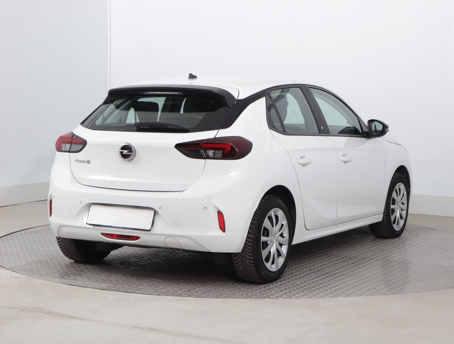 Opel Corsa, 50 kWh, SoH 92%, Edition - fotka 5