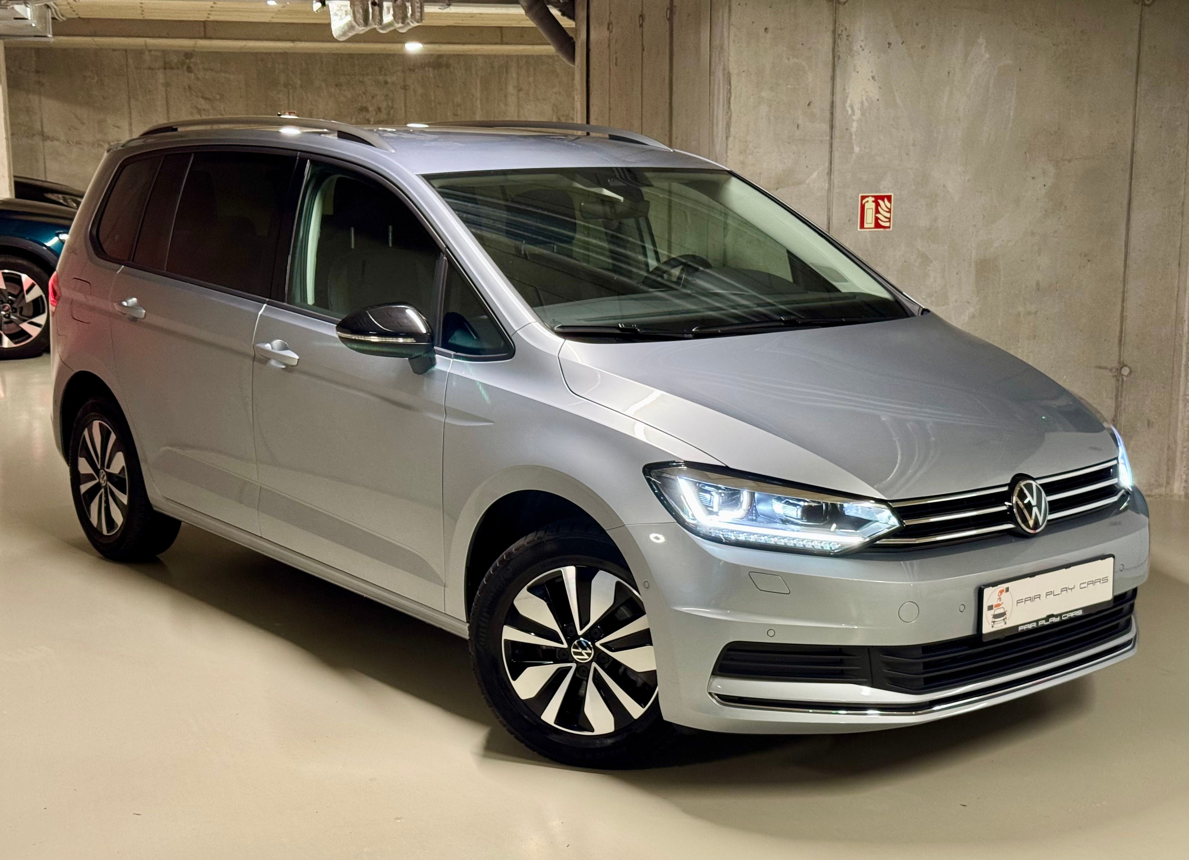 Volkswagen Touran, 1.5 TSI - 7 MÍST/TAŽNÉ/MATRIX - fotka 3