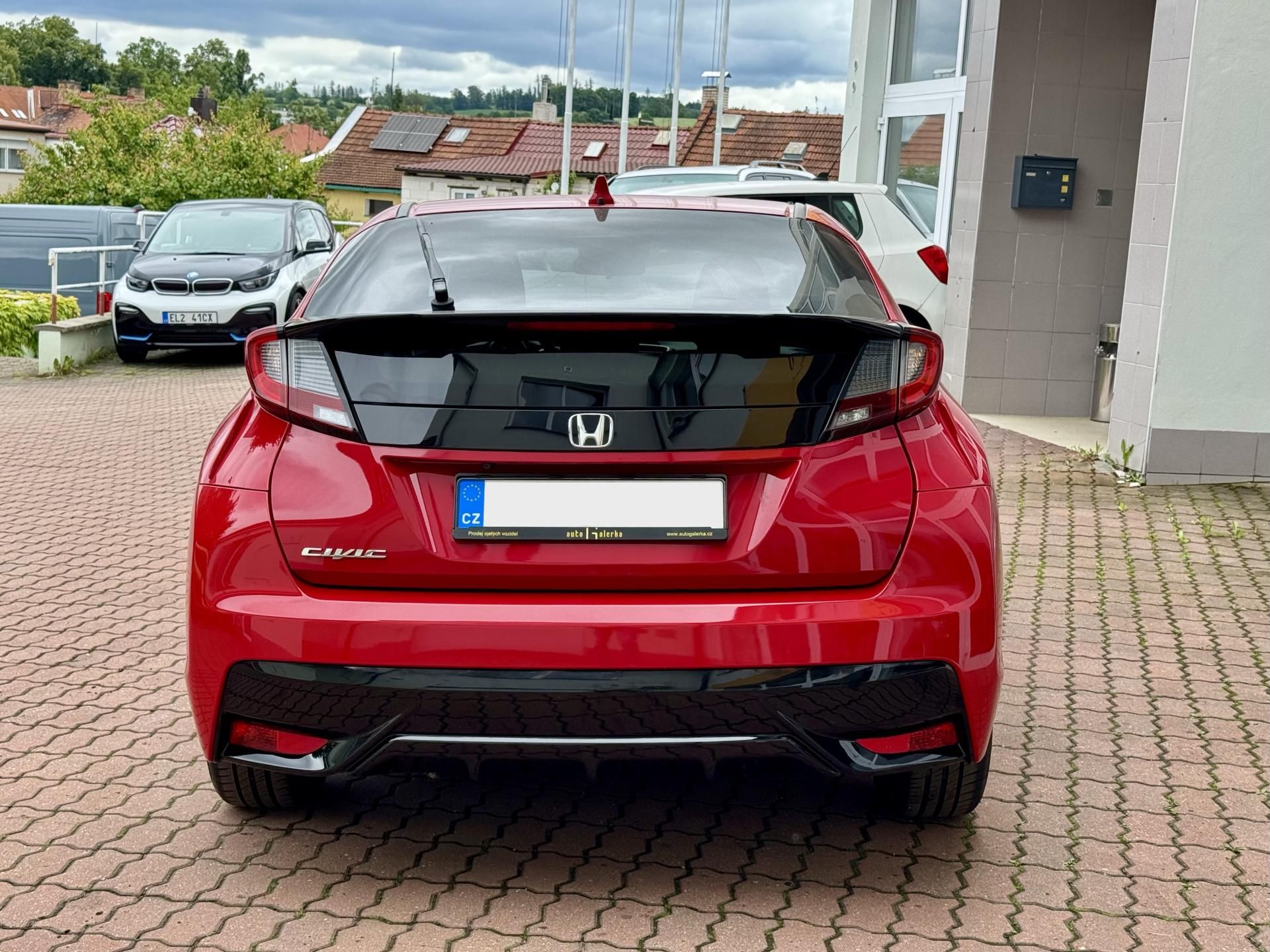 Honda Civic, i-VTEC, 5 dv., ČR, 2. maj - fotka 6