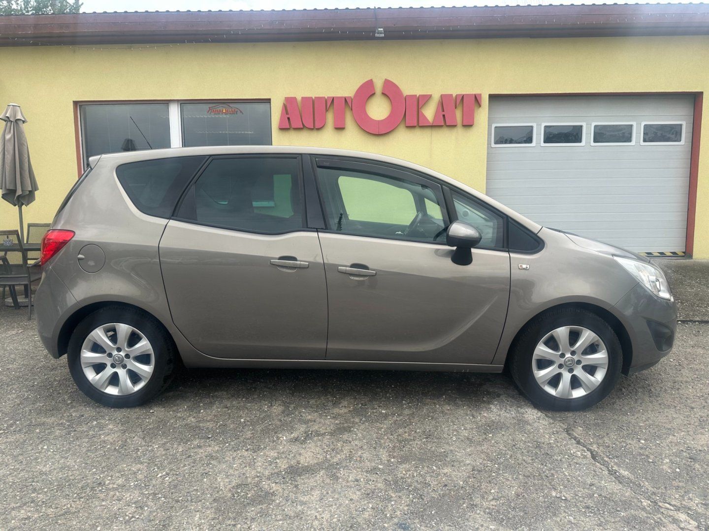 Opel Meriva, 1.4i 74kw - fotka 2
