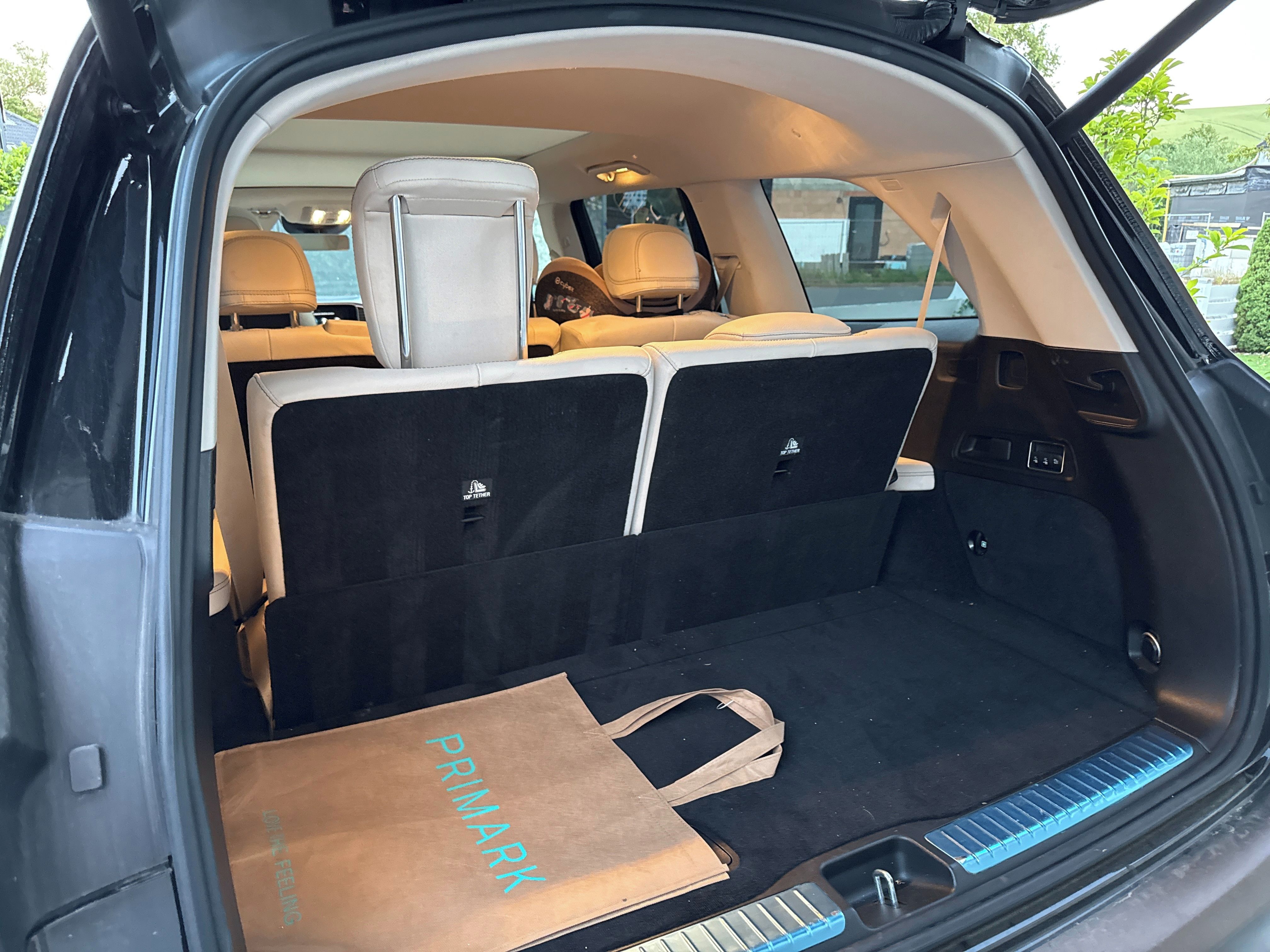 Mercedes-Benz GLS, 450 4MATIC - fotka 4