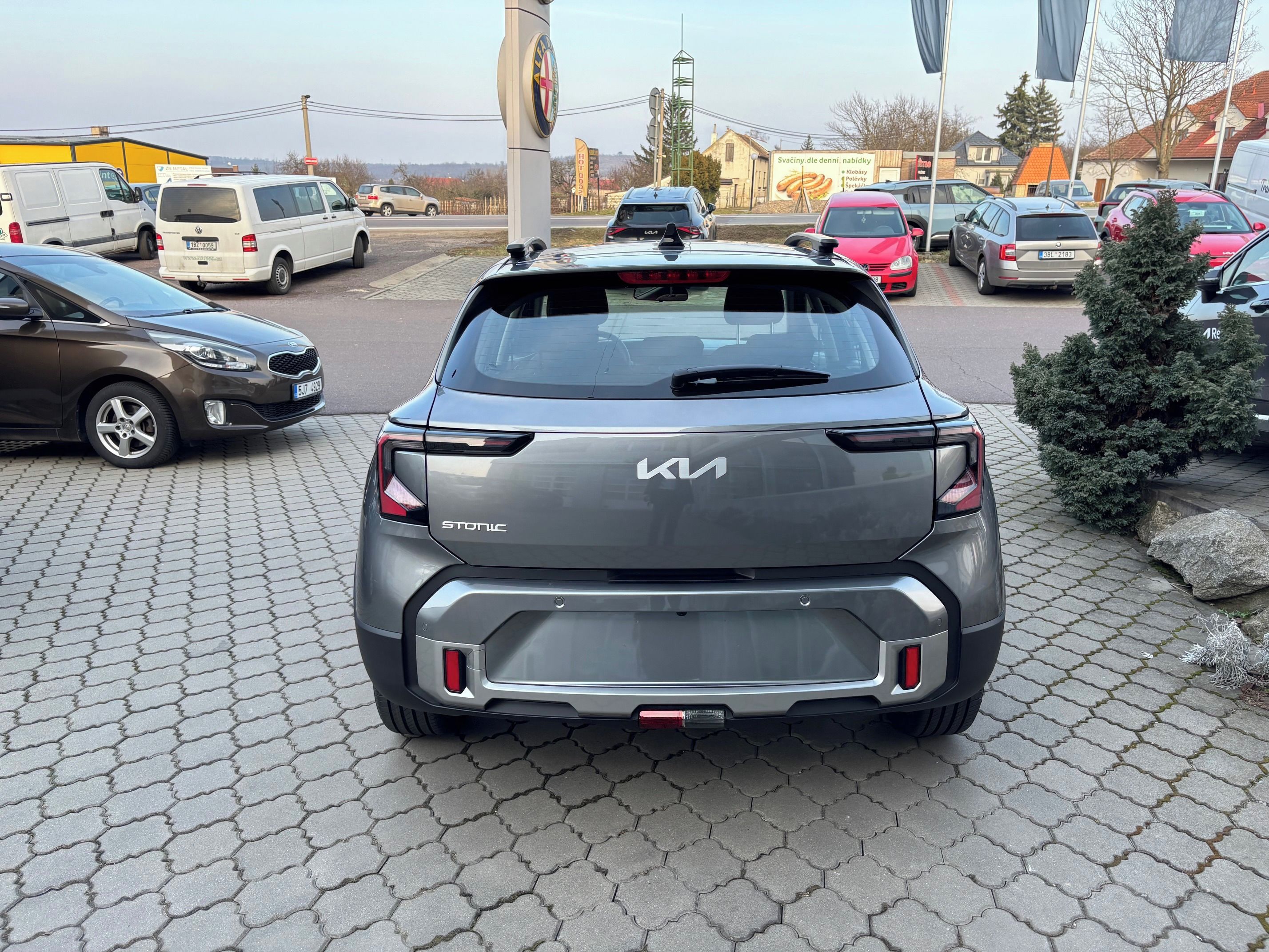 Kia Stonic, 1,0 74 kW SPIN - fotka 5