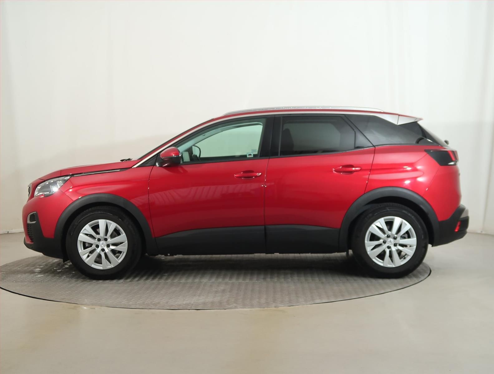 Peugeot 3008, 1.2 PureTech, Active, ČR,1.maj - fotka 3