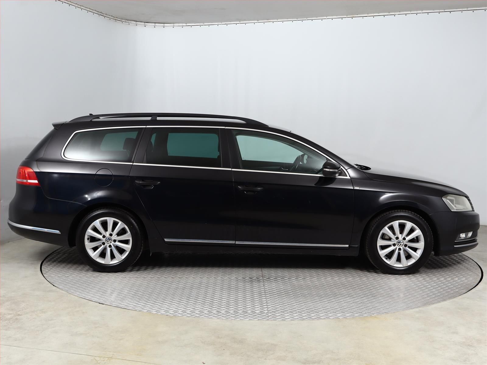 Volkswagen Passat, 2.0 TDI - fotka 6