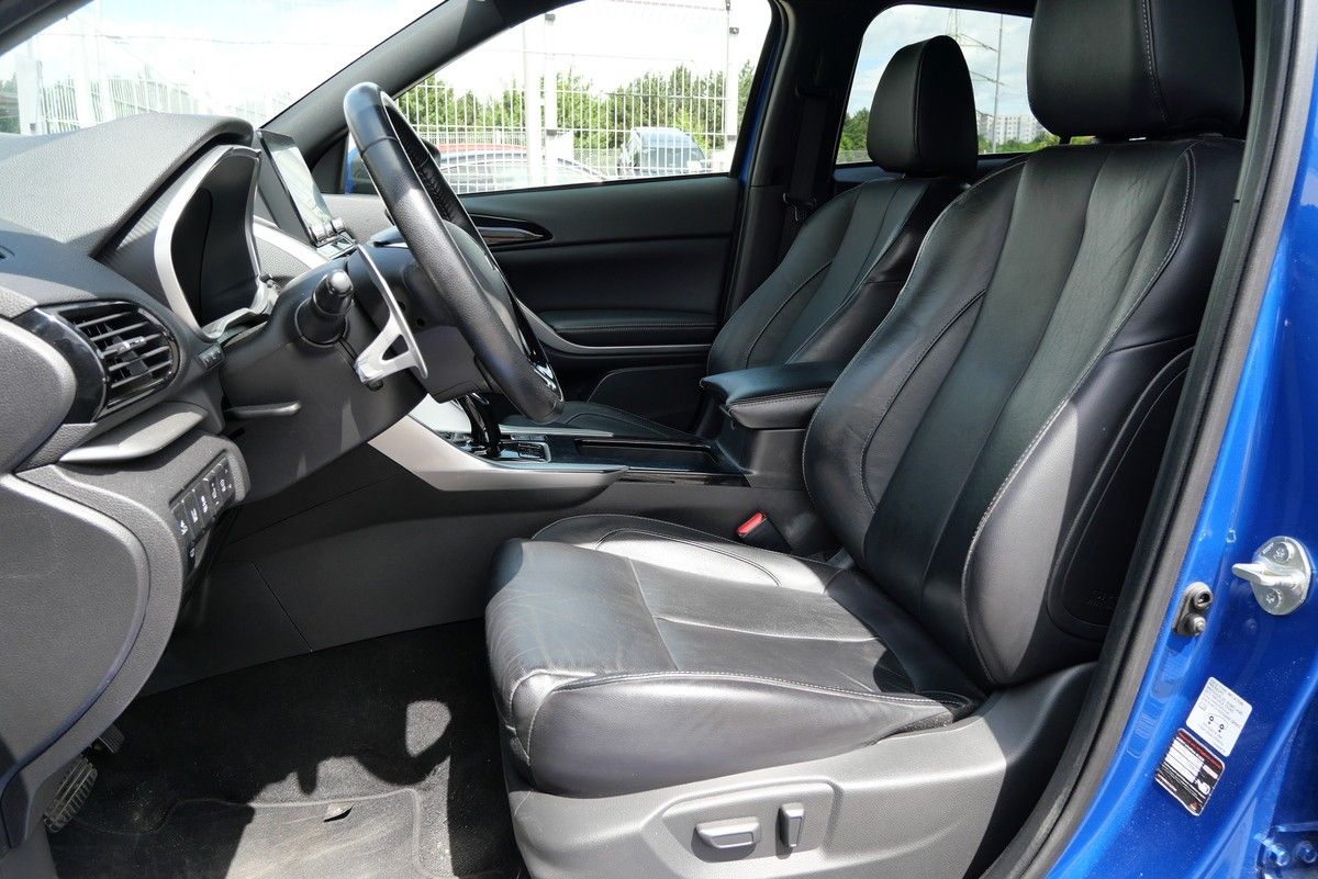Mitsubishi Eclipse Cross, 2.4 PHEV 138 kW Automatik AWD - fotka 5