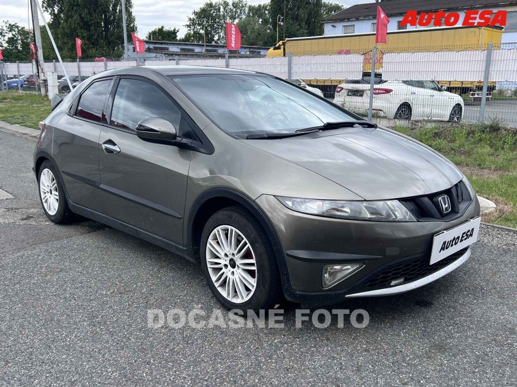 Honda Civic, 1.8i-VTEC,ČR