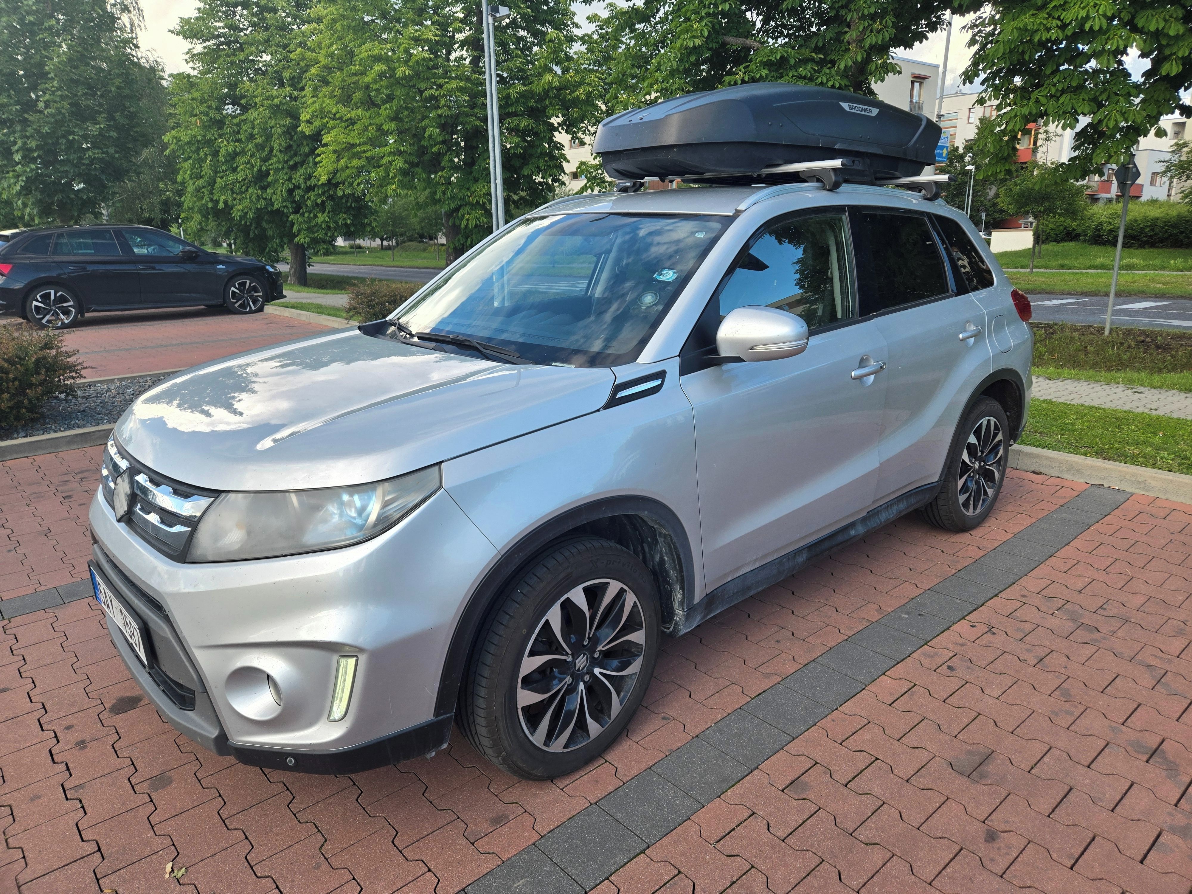 Suzuki Vitara, 1.6 DDiS Elegance ALLGRIP 4x4 - fotka 2
