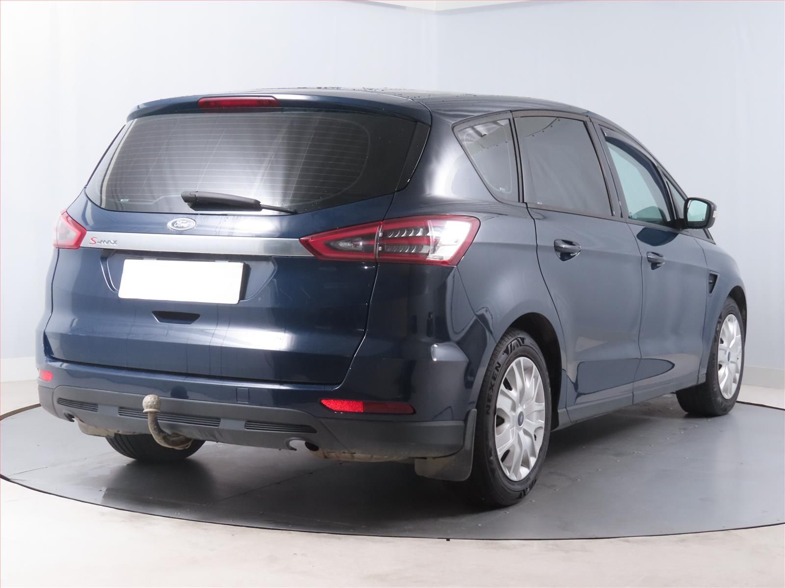 Ford S-MAX, 2.0 TDCi, Navi, Xenony - fotka 5