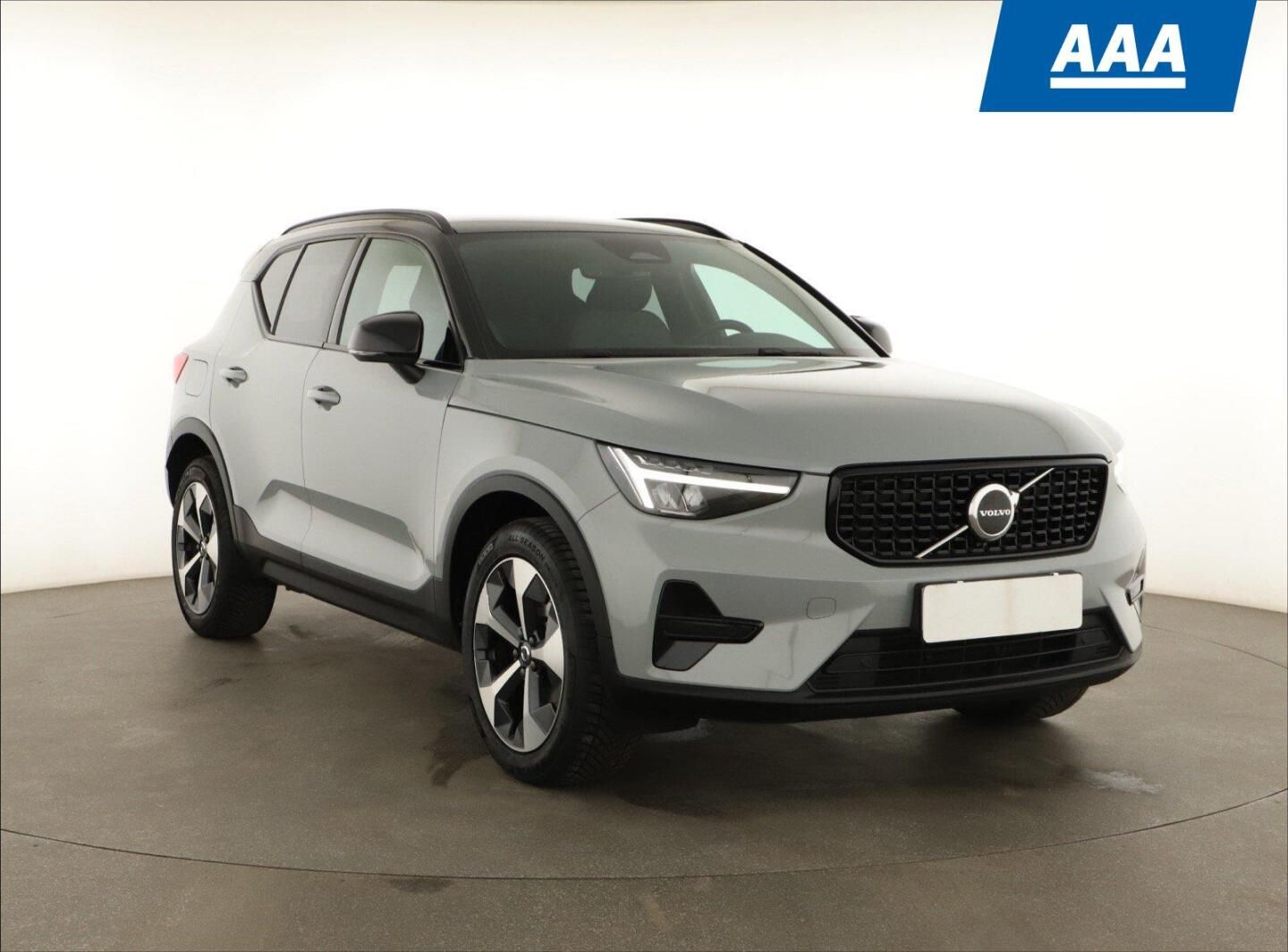Volvo XC40, B3, Automat, Serv.kniha, Navi