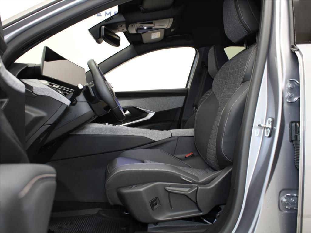 Peugeot 5008, 1,2 Hybrid Allure 20tkm. ČR - fotka 6