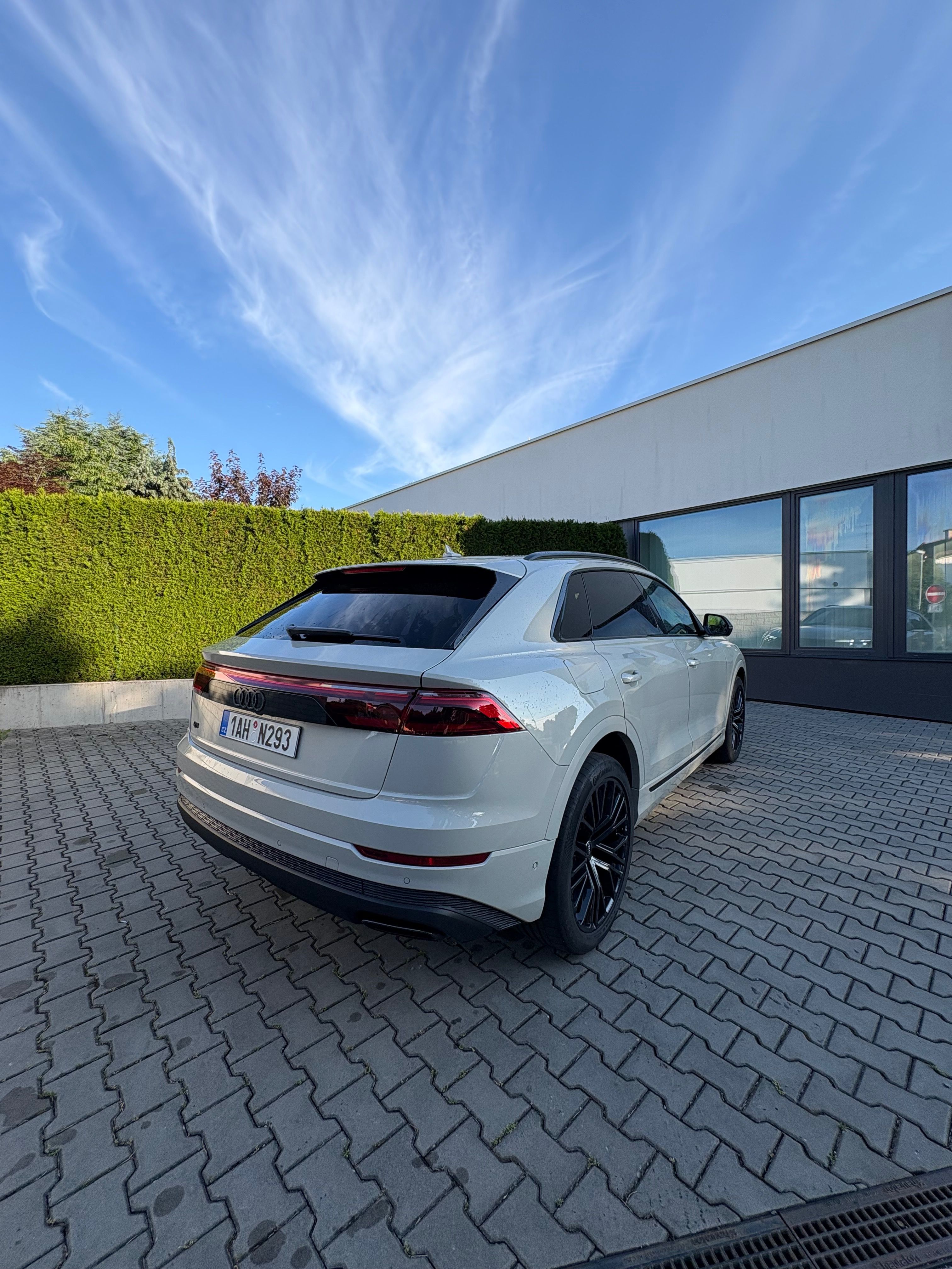 Audi Q8, Audi Q8 - fotka 4