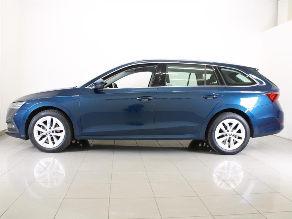 Škoda Octavia, 2,0 TDi 110kW DSG Style PLUS - fotka 5