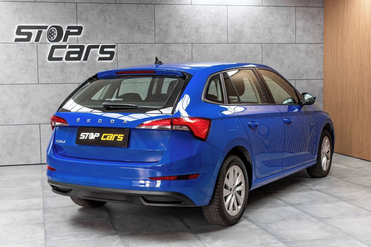 Škoda Scala, 1.0 TSI 70kW MIRROR-LINK*ACC* - fotka 6