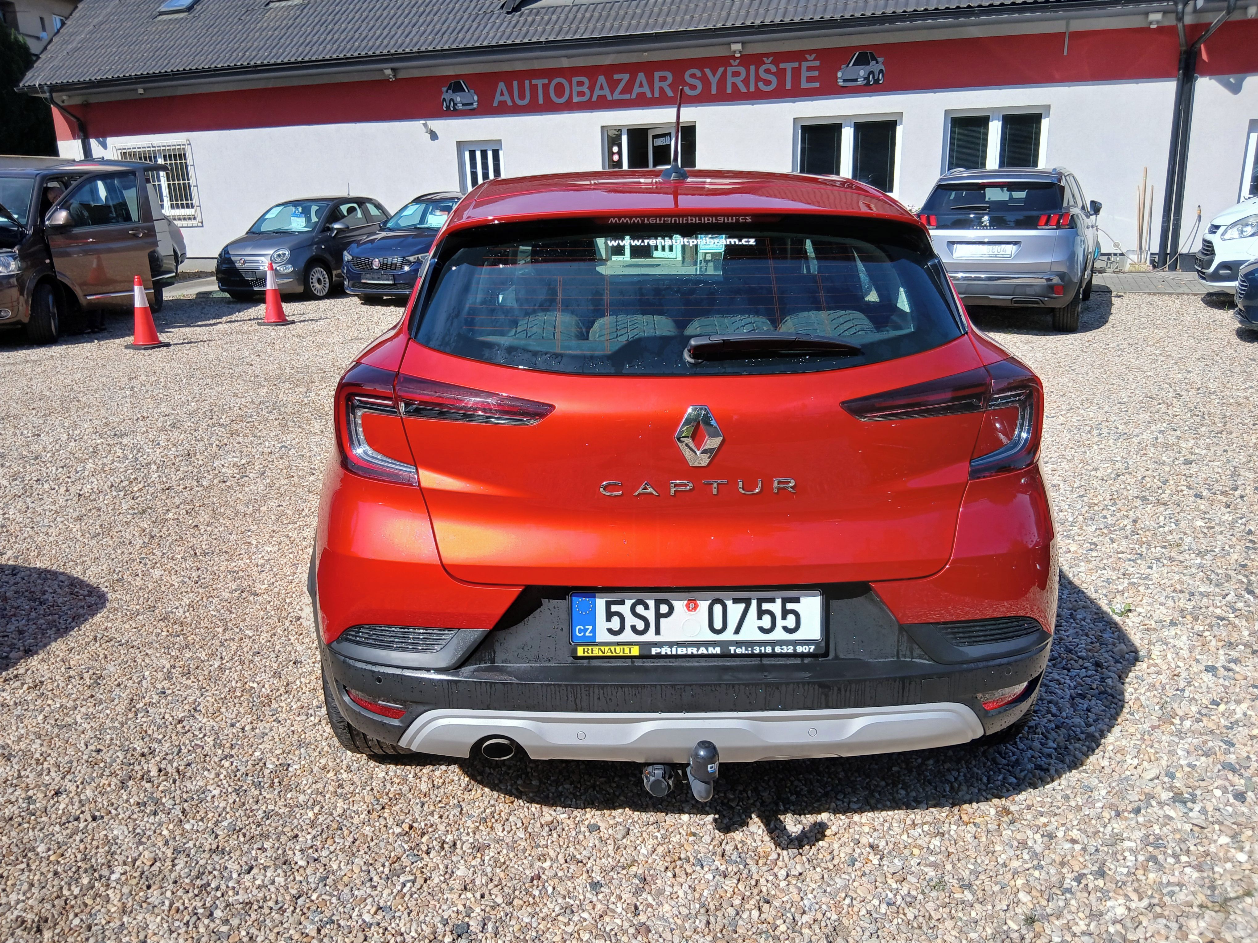 Renault Captur, 1.0i 67KW 1xMaj.ČR,Naj:40.550K - fotka 6