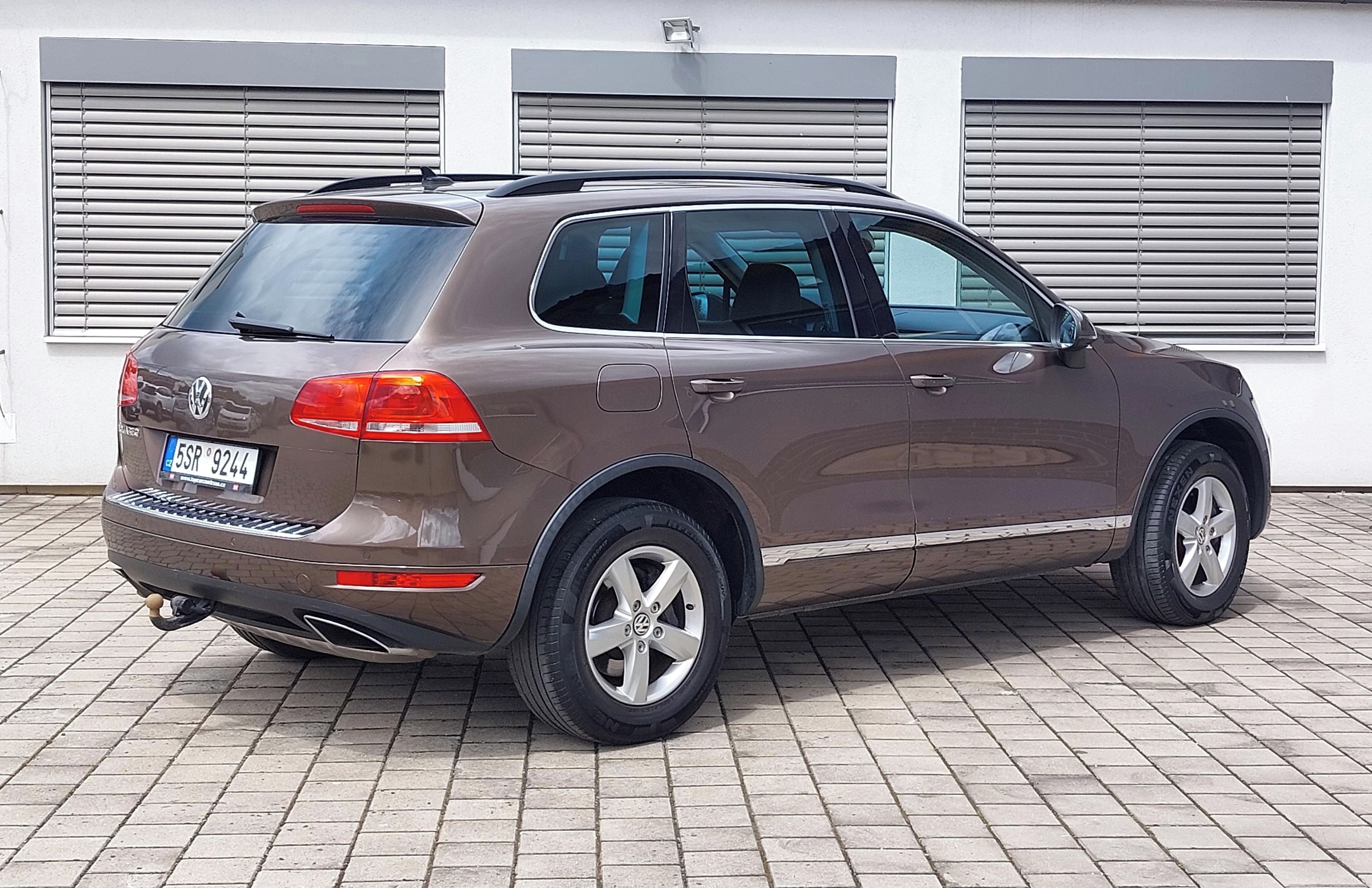 Volkswagen Touareg, 3.0, 180 kW, 4×4, tažné - fotka 5