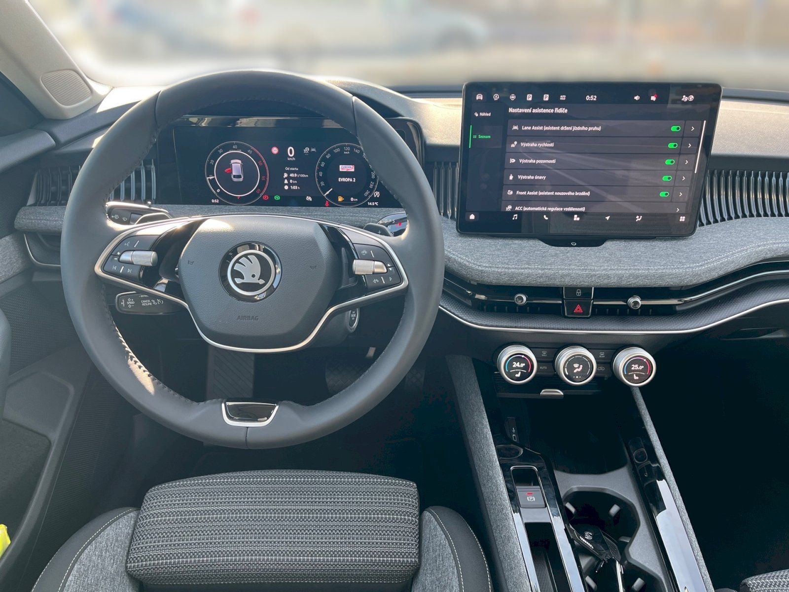 Škoda Superb, COMBI SELECTION 2.0 TDI 110 kW - fotka 5