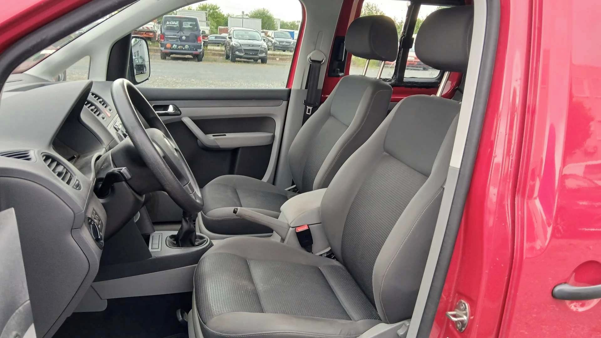 Volkswagen Caddy, 1.6Mpi 75KW VYHŘ. SEDADEL TOP - fotka 3