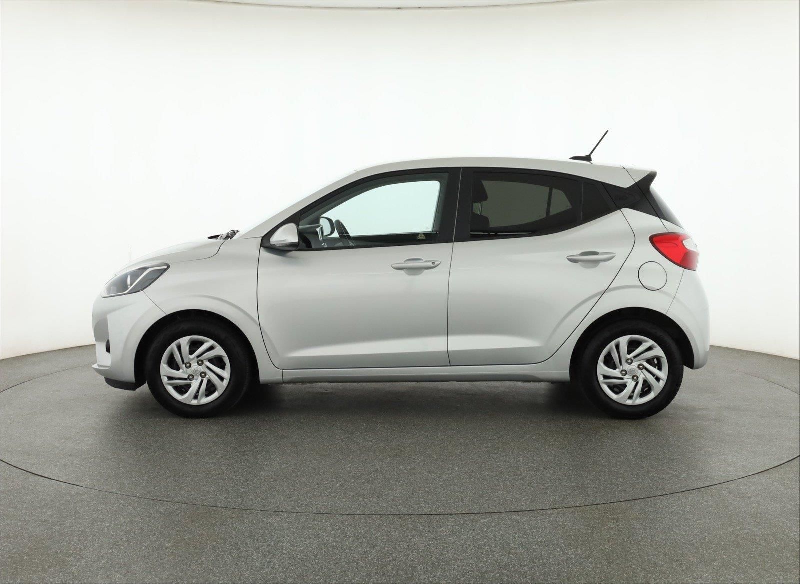 Hyundai i10, 1.2, Smart, Automat, ČR,1.maj - fotka 3