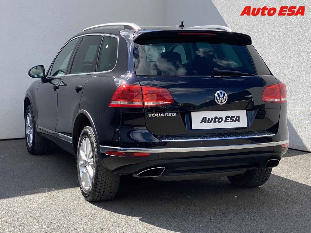 Volkswagen Touareg, 3.0 TDi 4x4,AT - fotka 6