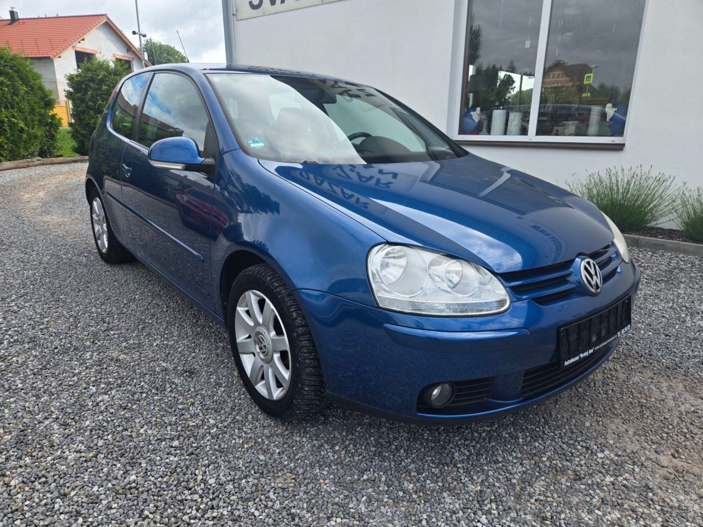 Volkswagen Golf, 1.4 i Navi,TOP - fotka 2