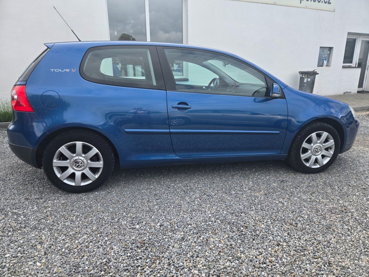 Volkswagen Golf, 1.4 i Navi,TOP - fotka 3