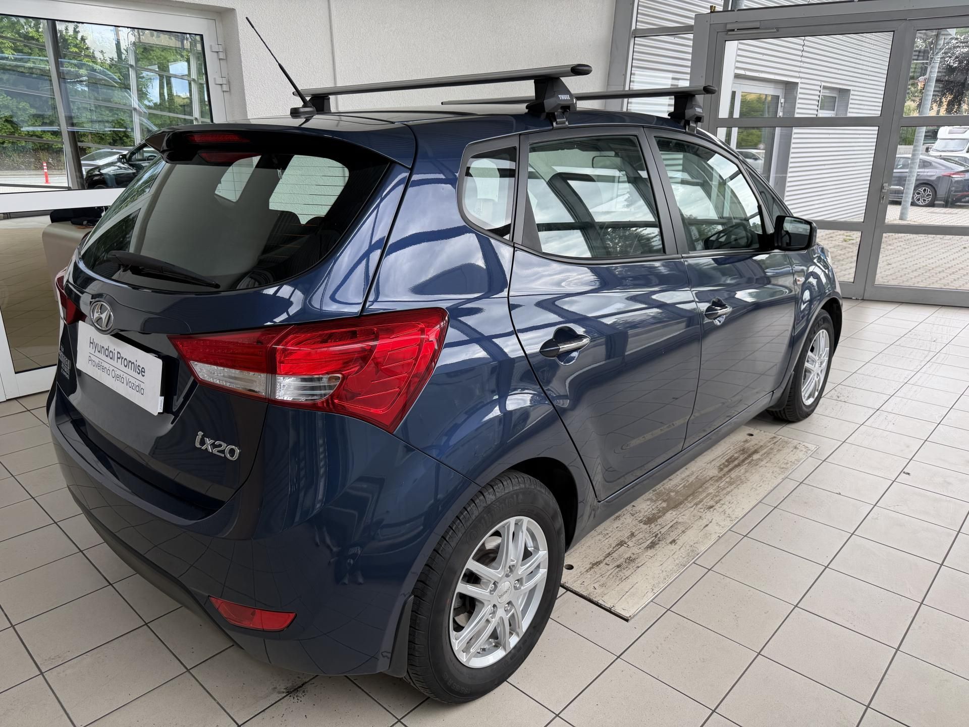 Hyundai ix20, 1.4I 66kW Trikolor Essential - fotka 4