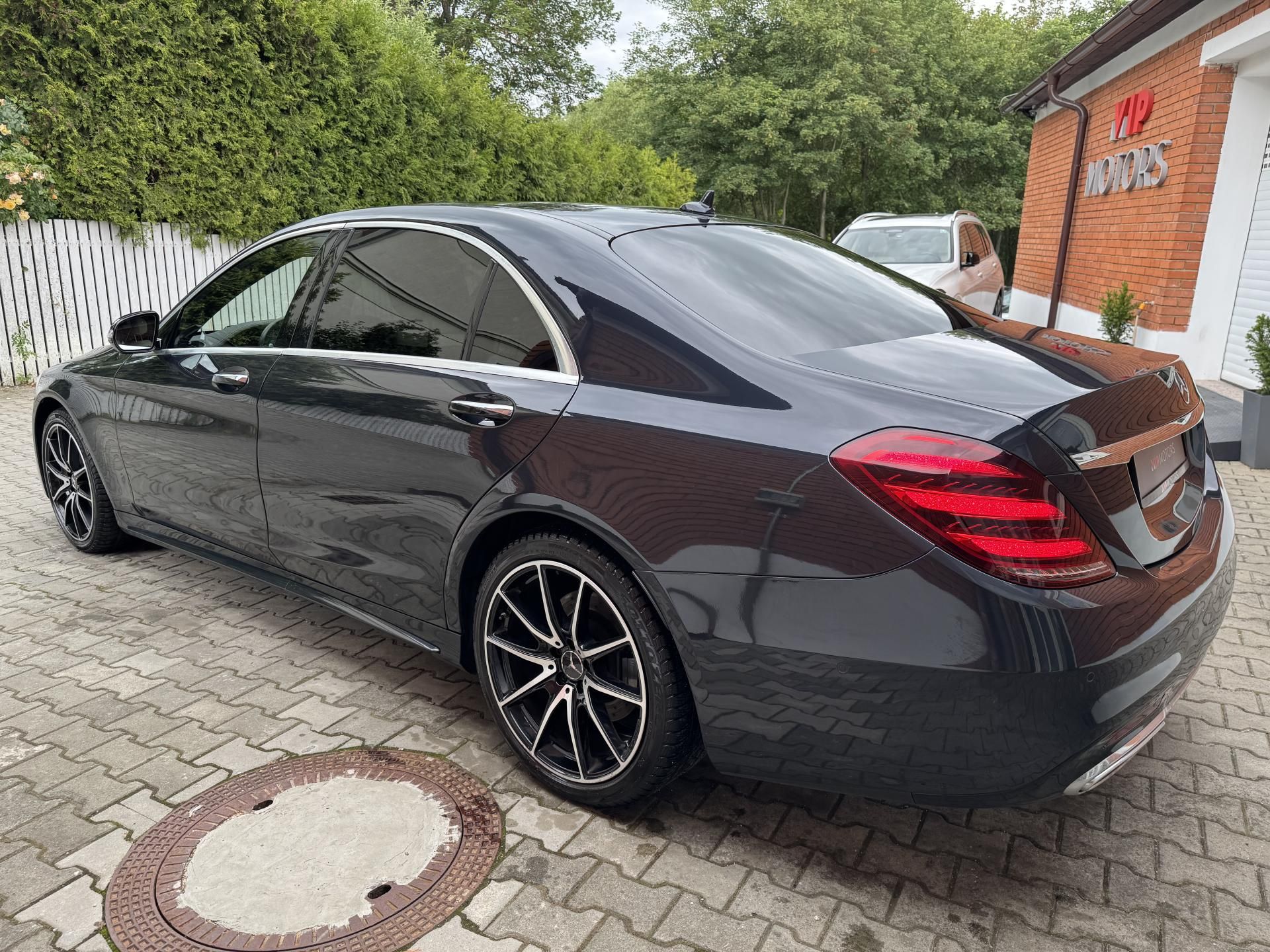 Mercedes-Benz Třídy S, S400d-L-4M-AMG-R20-BURM-ČR - fotka 3