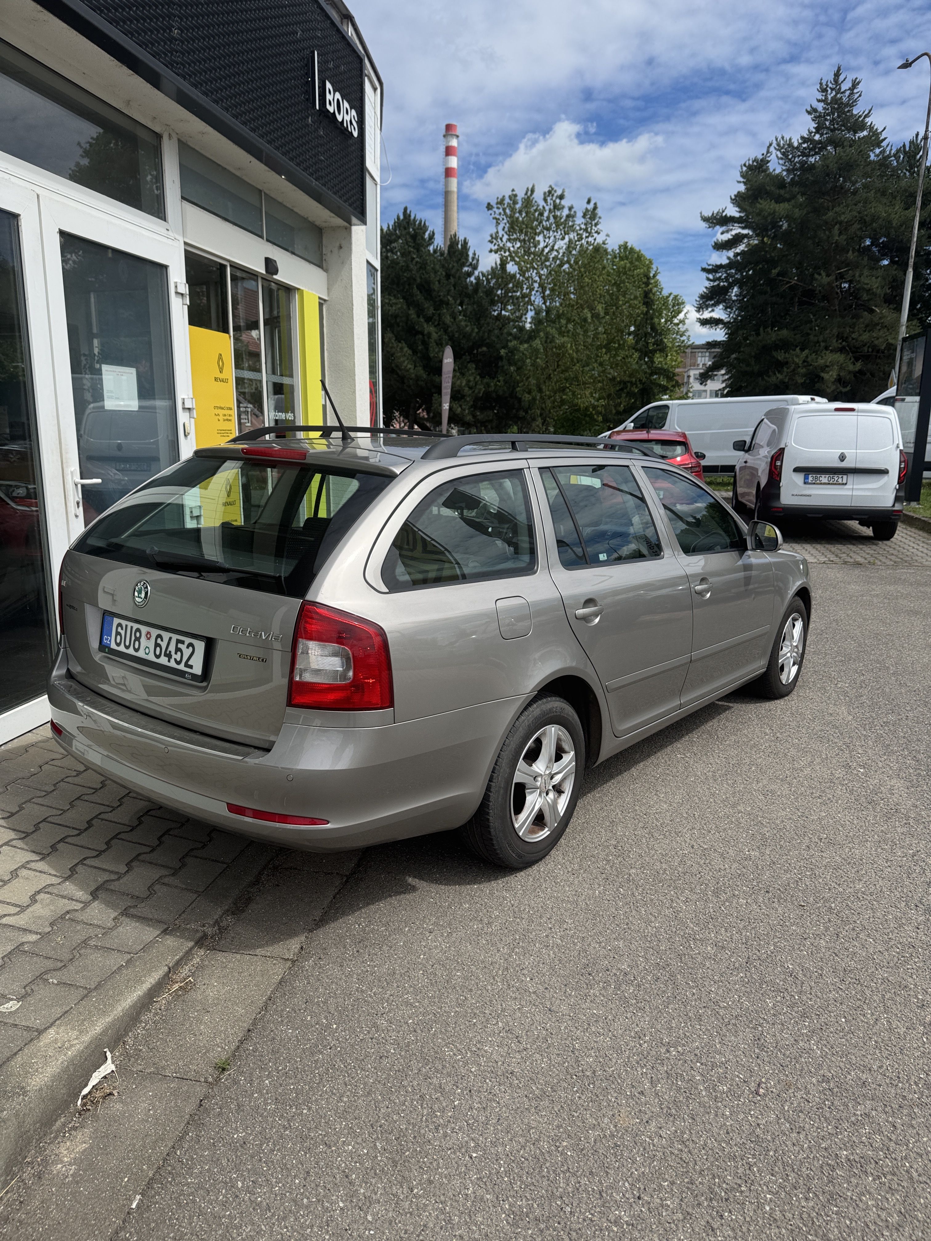 Škoda Octavia, 2 generace, 2.0TDI - fotka 3