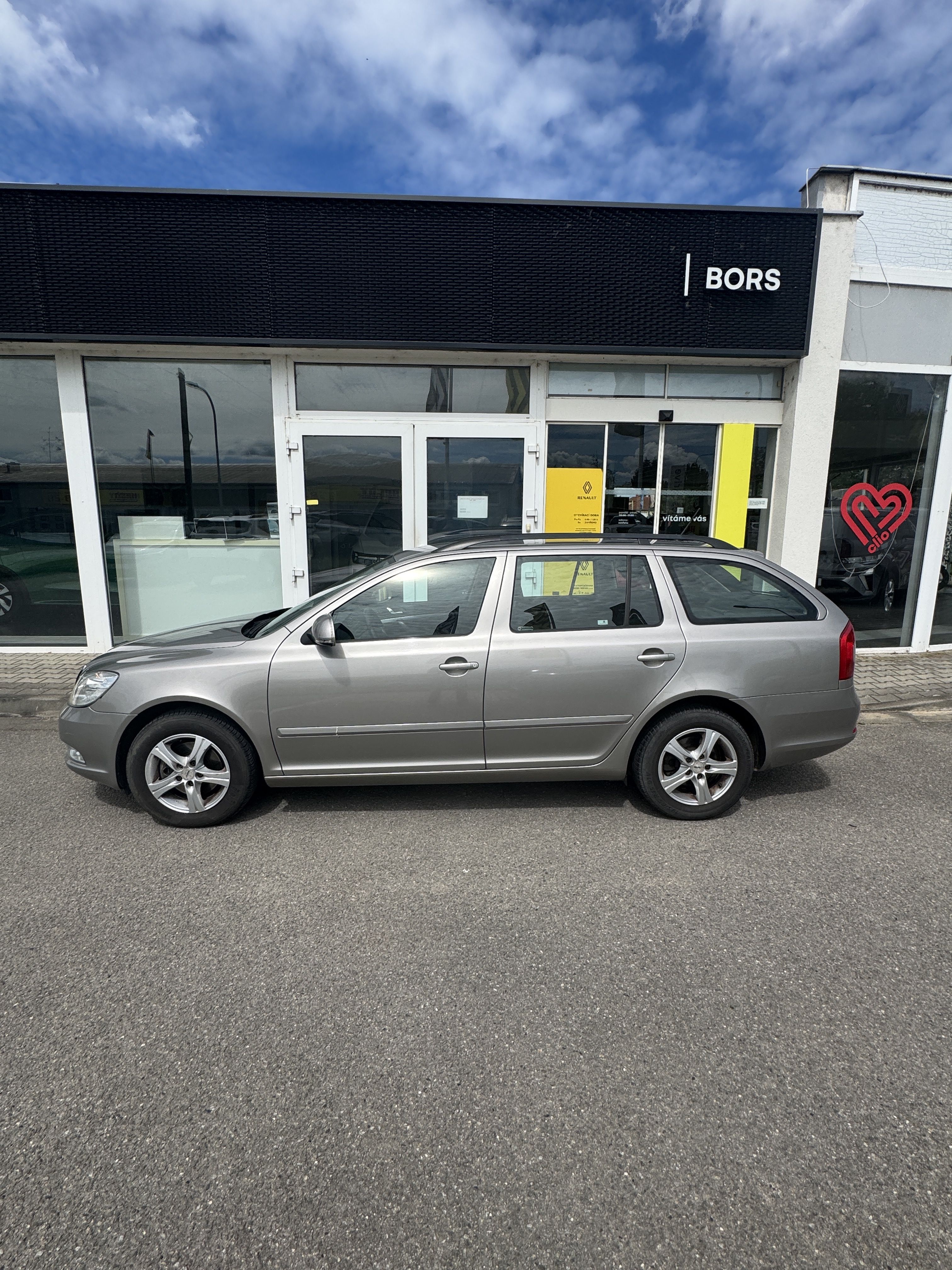 Škoda Octavia, 2 generace, 2.0TDI - fotka 4