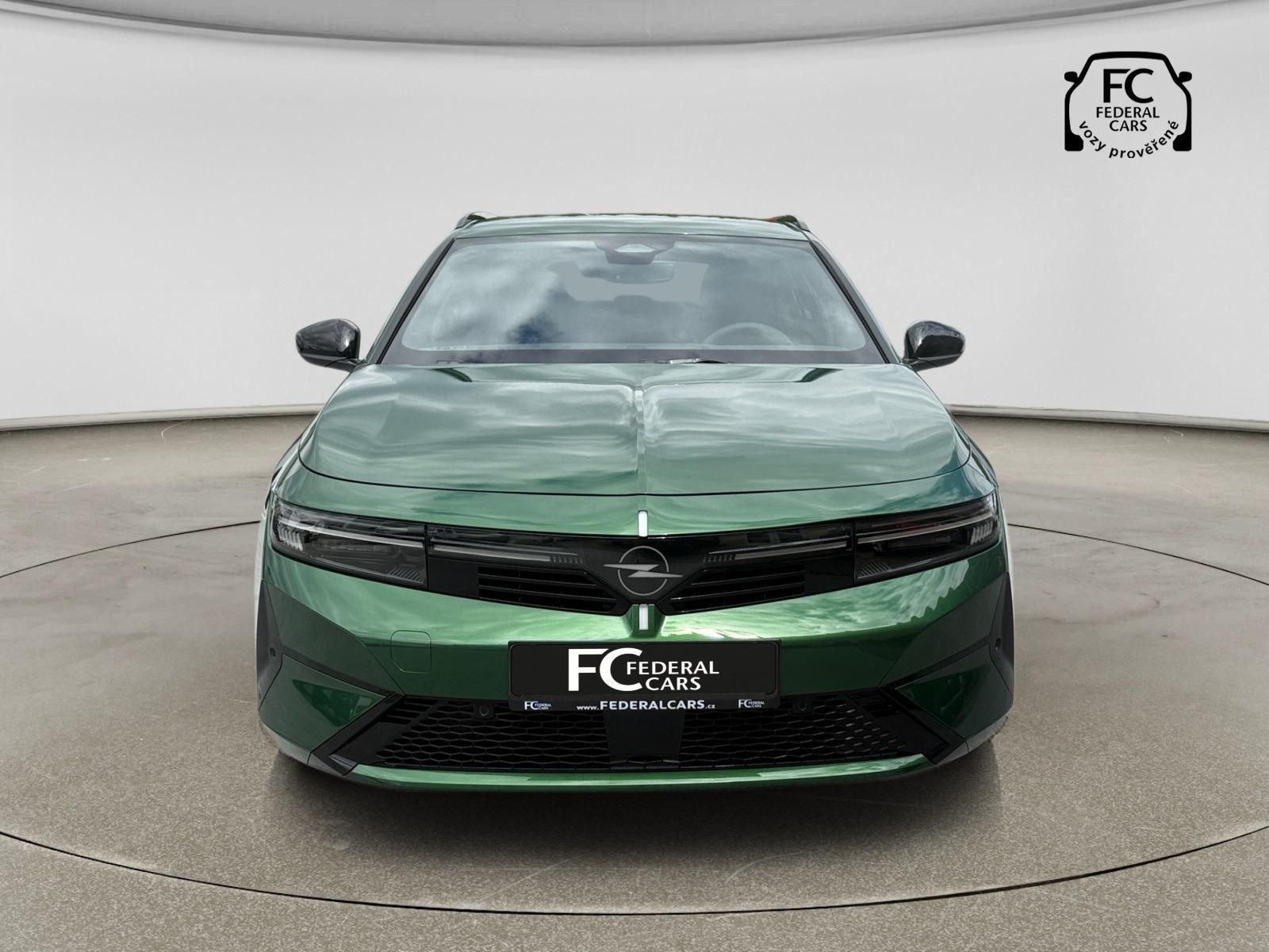 Opel Astra, NOVÁ Astra ST Hybrid 145k - fotka 4