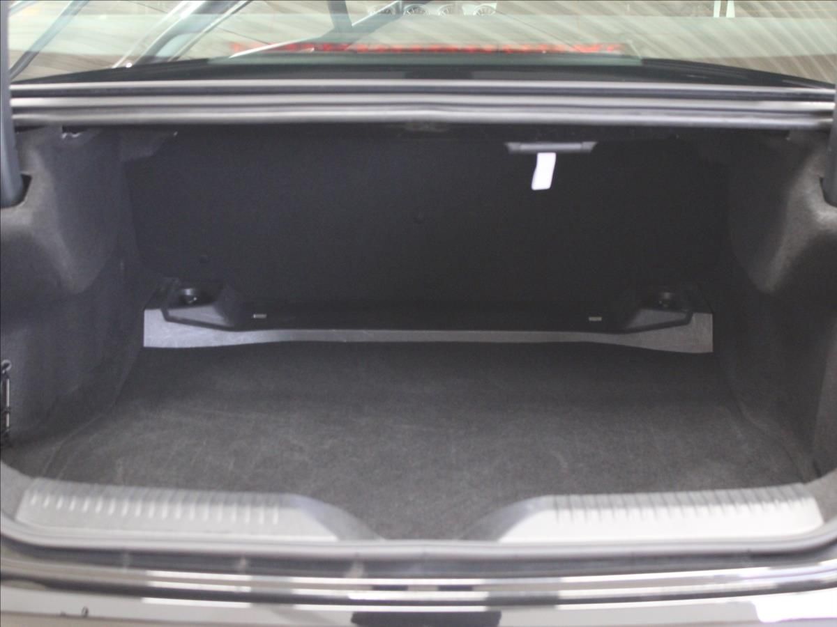 Mercedes-Benz CLS, 2,0 D 9G - Tronic AMG line - fotka 5
