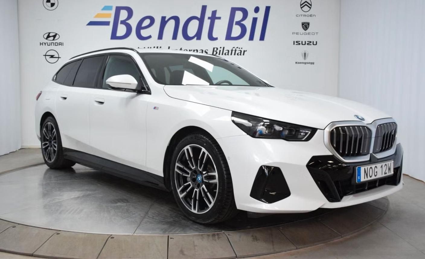BMW i5, eDrive40 Touring M Kamera Taž