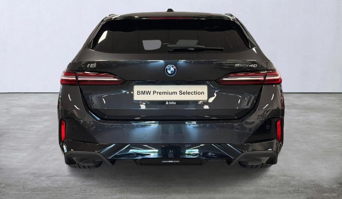 BMW i5, eDrive40 Touring M Kamera Taž. - fotka 4