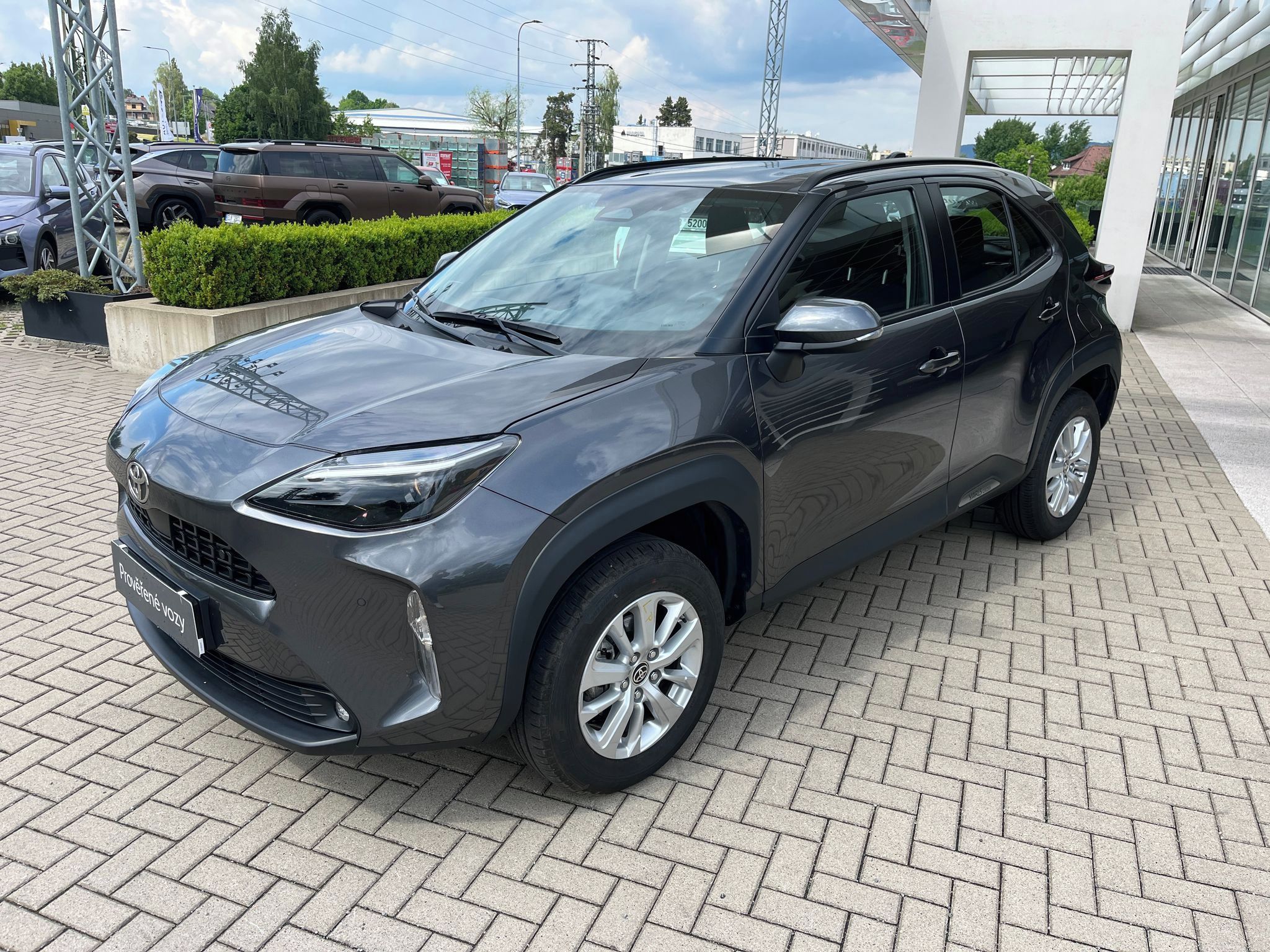 Toyota Yaris Cross, 1.5 Hybrid e-CVT Comfort - fotka 2