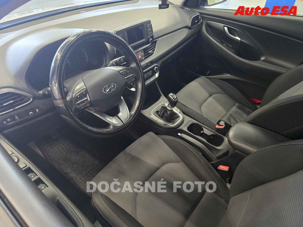 Hyundai i30, 1.6crdi,ČR - fotka 3