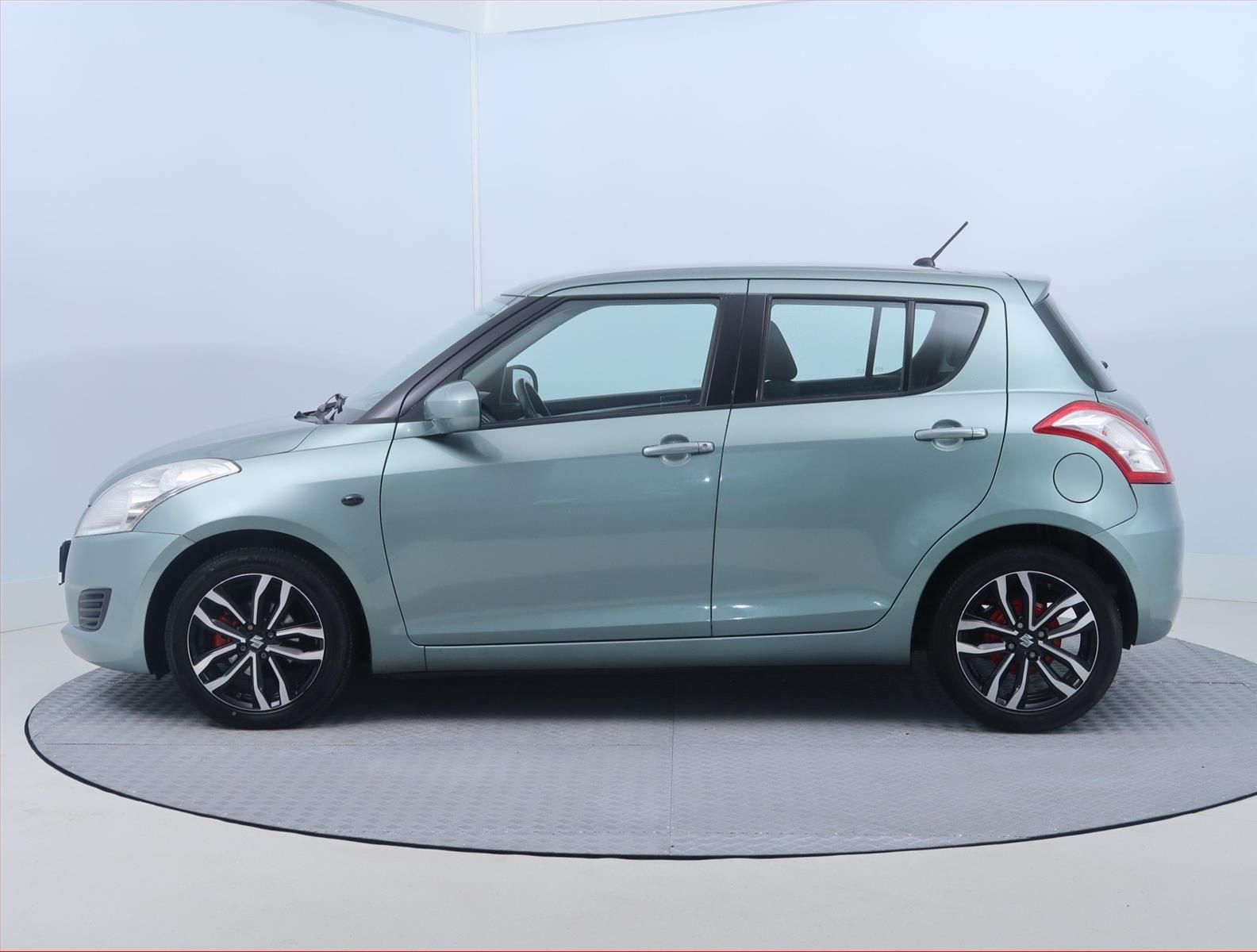 Suzuki Swift, 1.2, Klima, El. okna - fotka 3