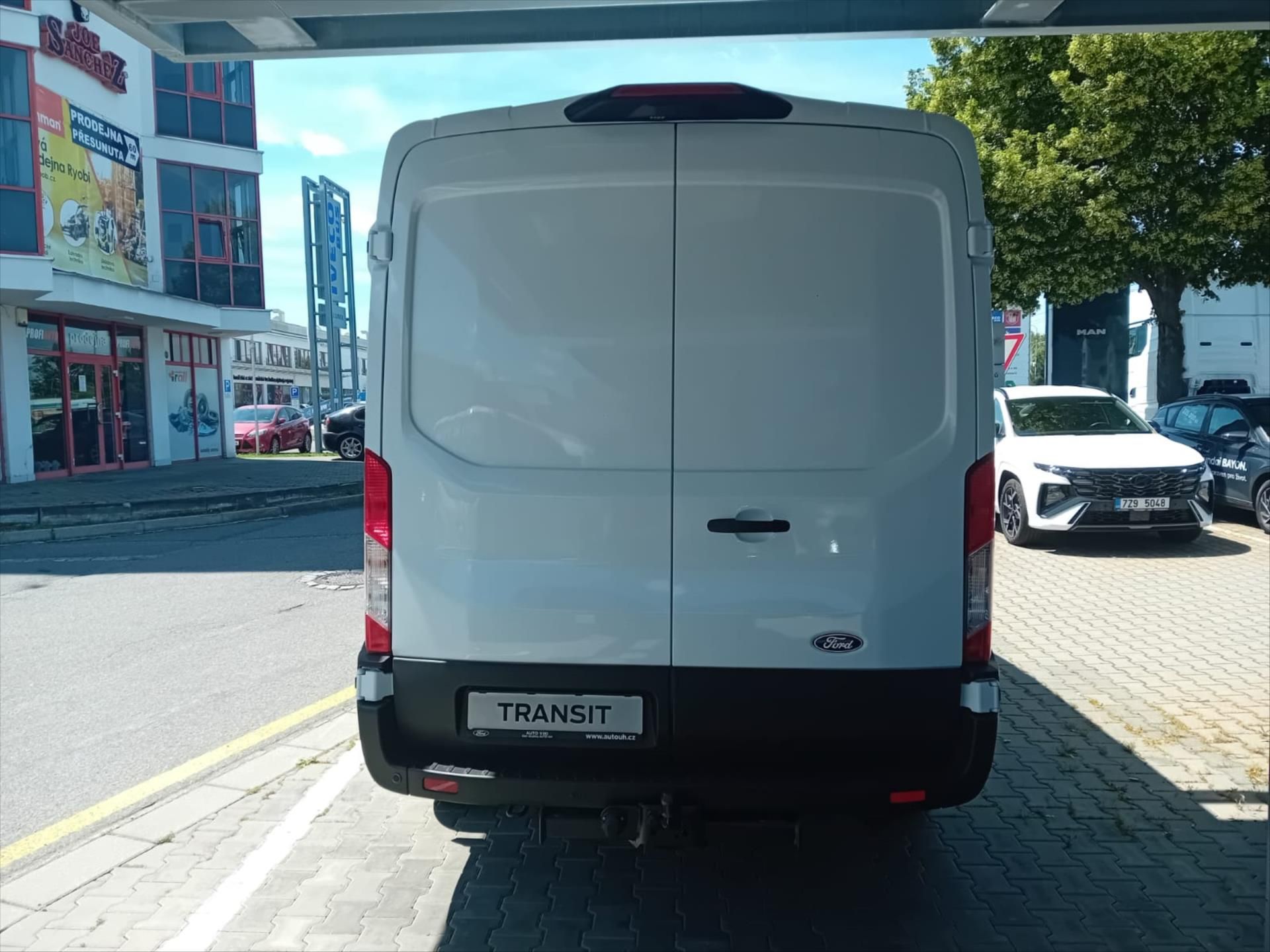 Ford Transit, 2,0 EcoBlue 96 kW/130 k  DCIV - fotka 4