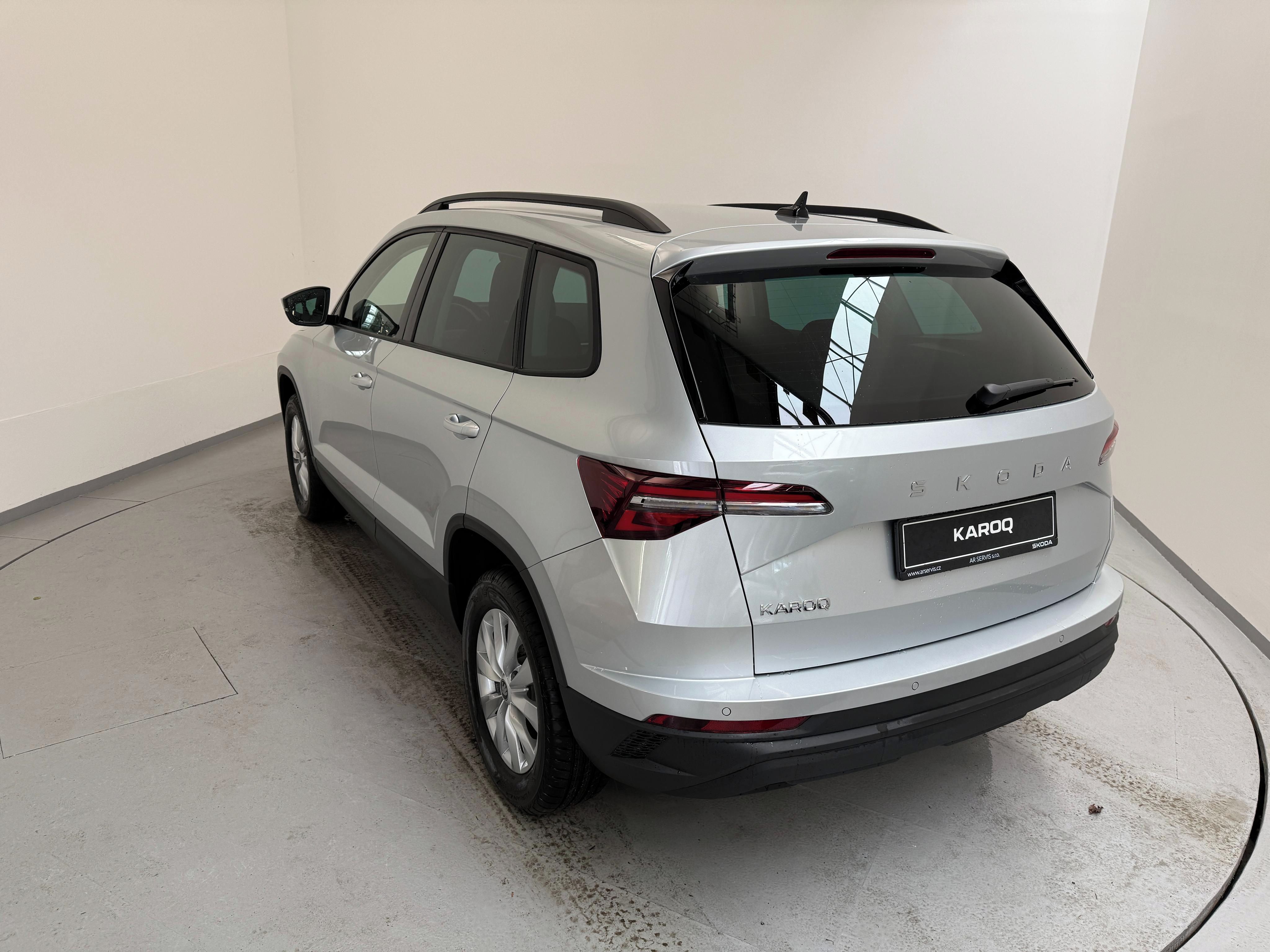 Škoda Karoq, 130 let 1,5 TSI 110 kW 6 man. - fotka 3