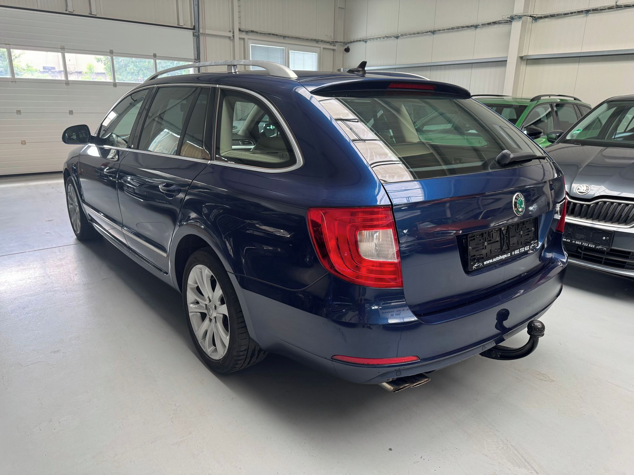 Škoda Superb, combi 1.8 TSI 4x4 Elegance - fotka 4