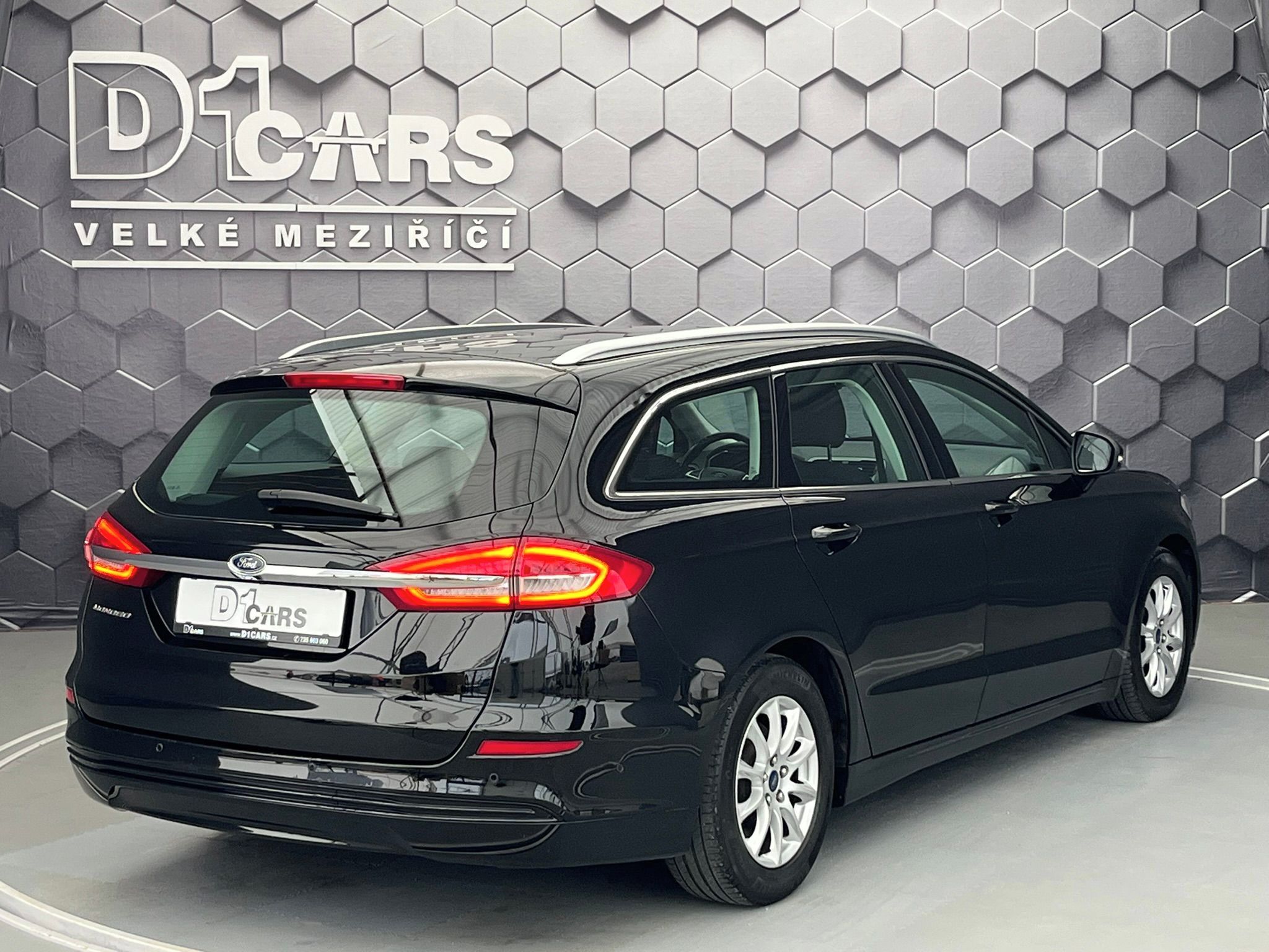 Ford Mondeo, 2.0 TDCi Titanium manuál Cebia - fotka 4