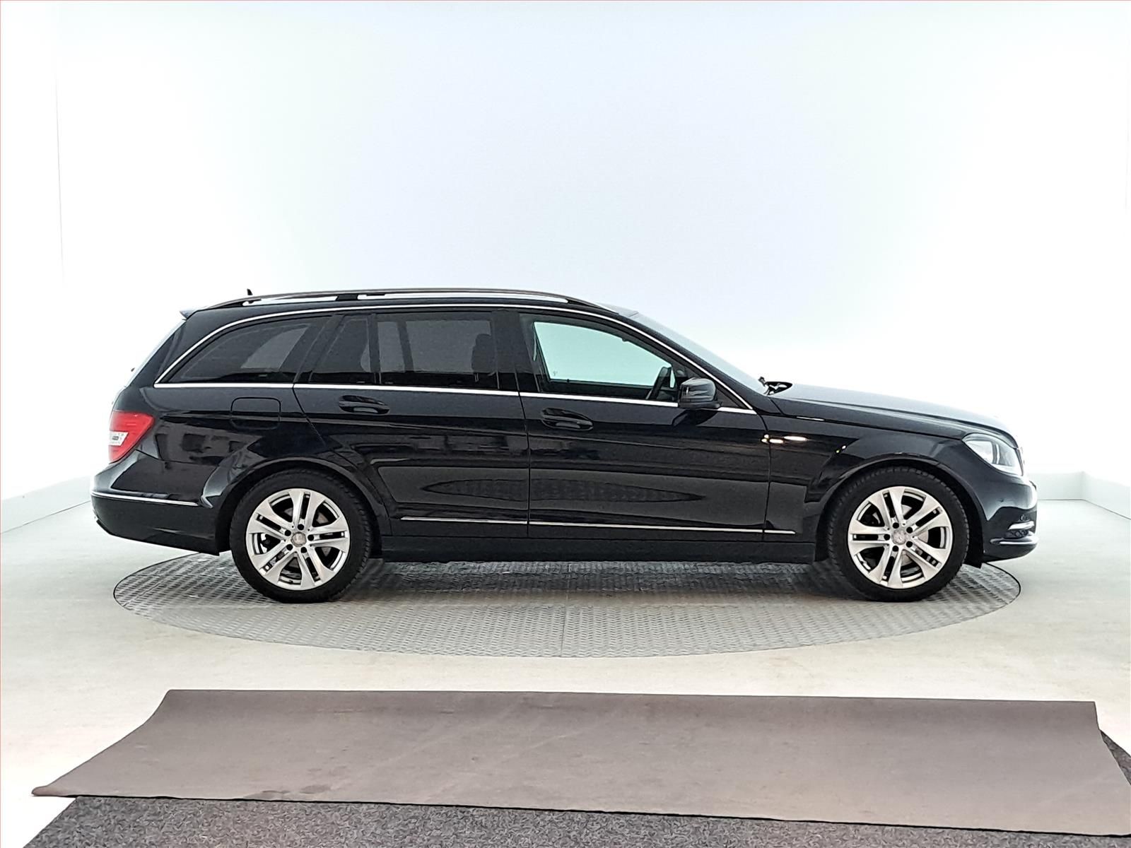Mercedes-Benz Třídy C, 250 CDI 4MATIC, 4X4, Automat - fotka 6
