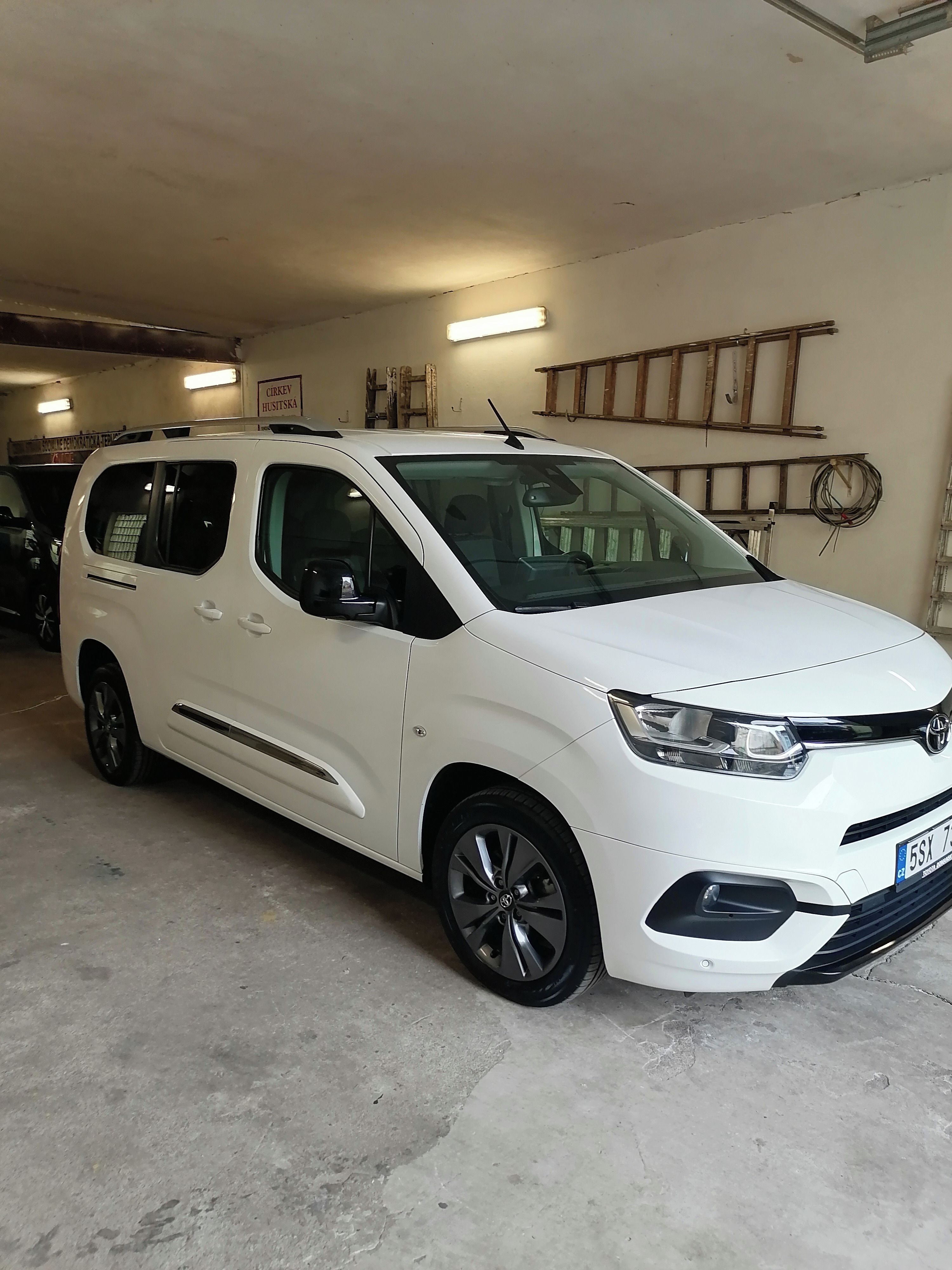 Toyota Proace, Toyota Proace City Verso 1,5 - fotka 6