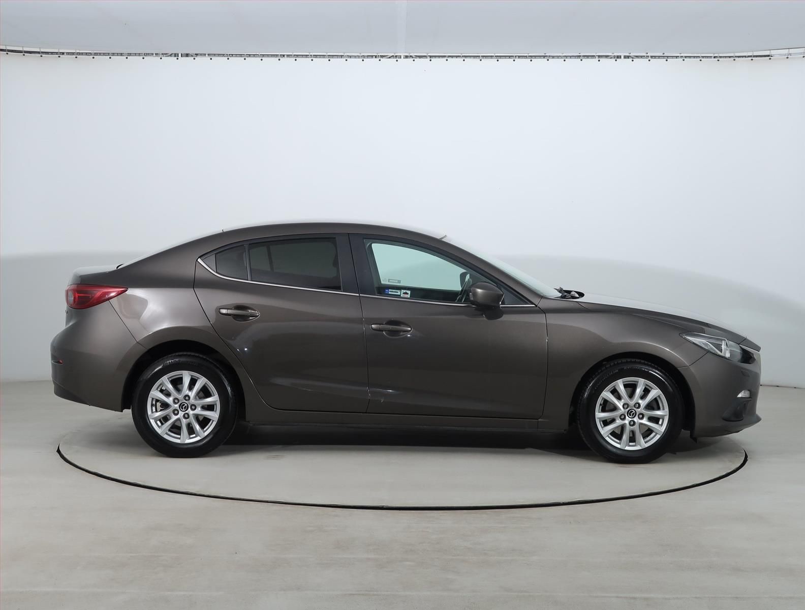 Mazda 3, 2.0 Skyactiv-G, Automat - fotka 6