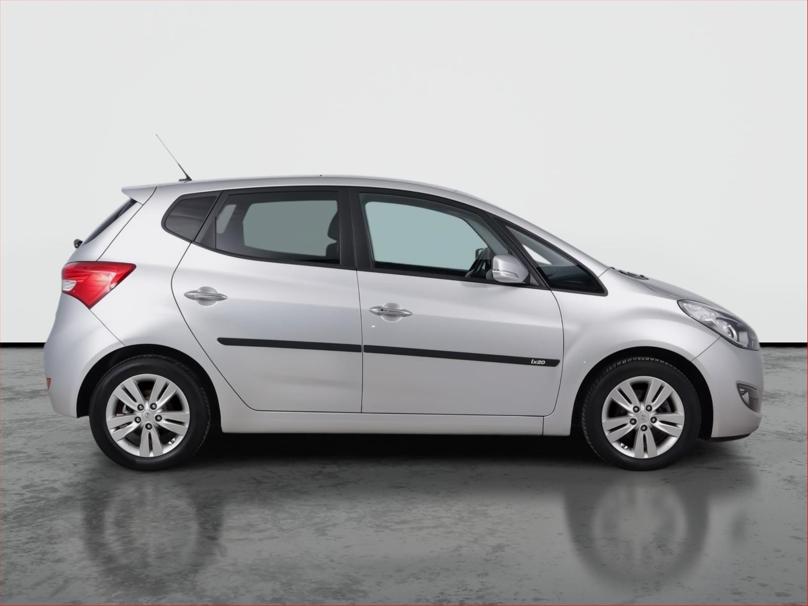 Hyundai ix20, 1.6 CVVT, Automat, Serv.kniha - fotka 6