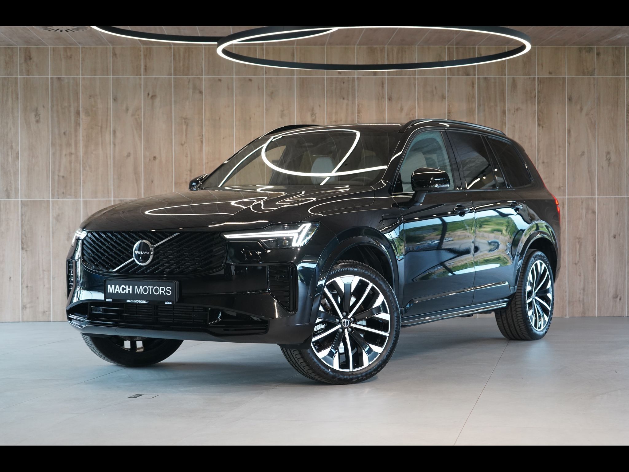 Volvo XC90, T8 PLUS Dark, Ventilace, 360°