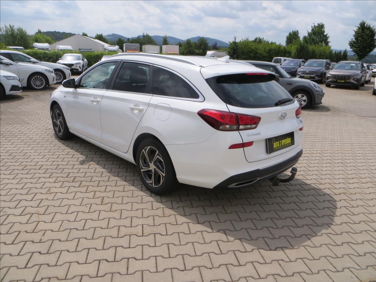 Hyundai i30, 1,5 T-GDI mHEV Smart 117 kW - fotka 5