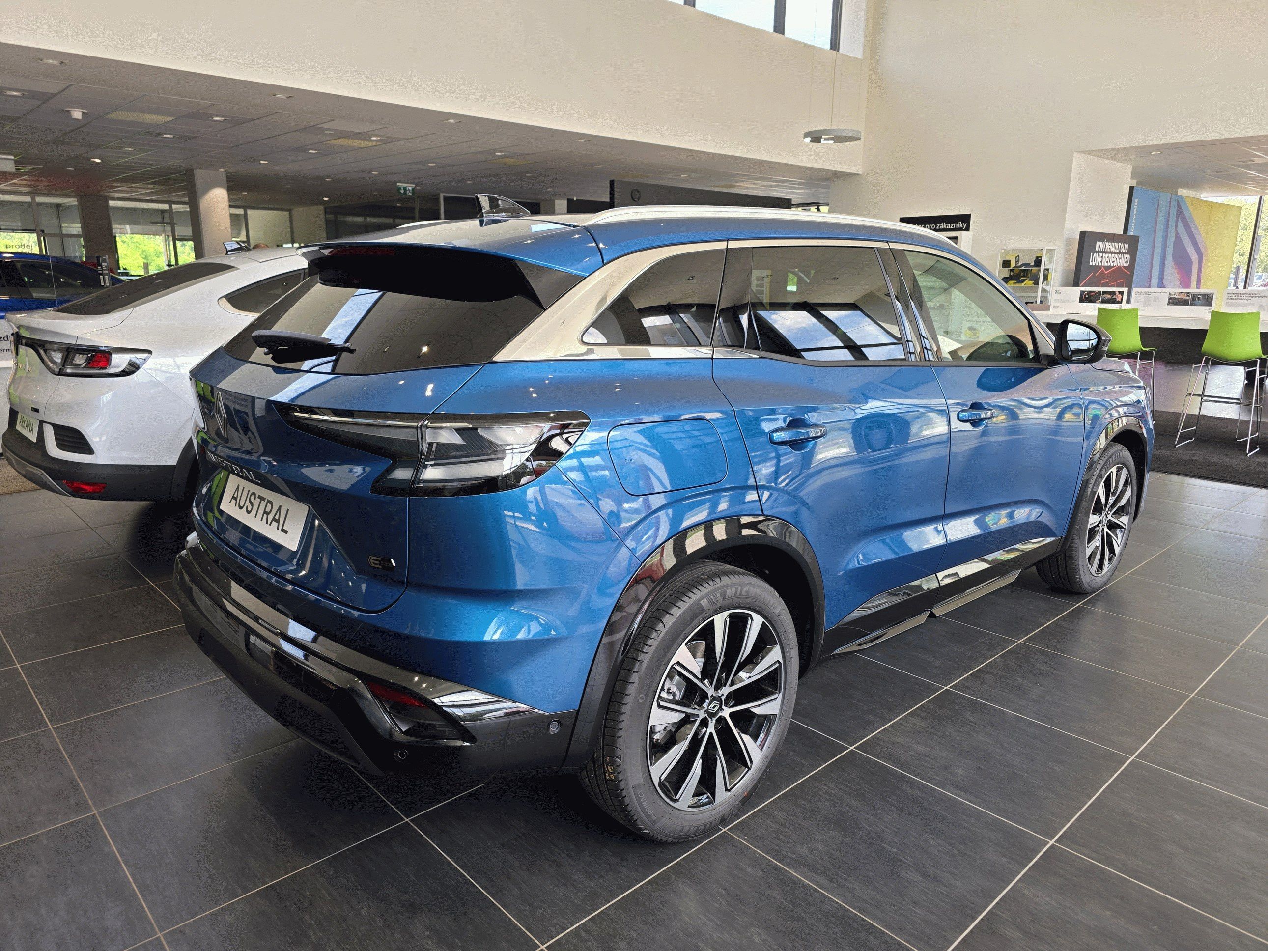 Renault Austral, full hybrid E-Tech 200  -  pob - fotka 3